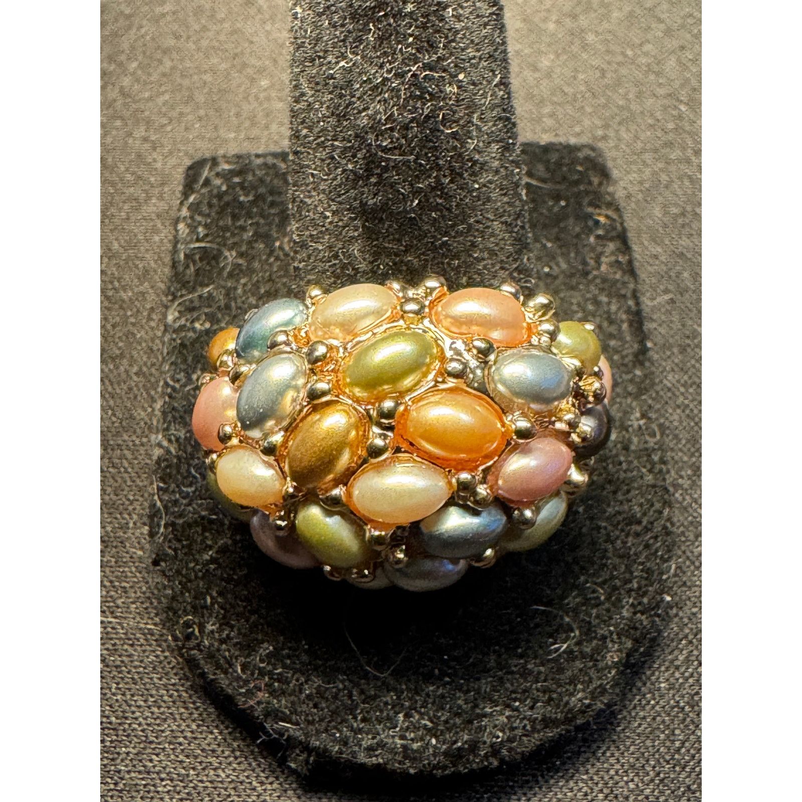 Kenneth Jay Lane Kenneth Jay Lane Gold Plated Cluster Ring Faux Pearls Size 9 Size ONE SIZE - 2 Thumbnail