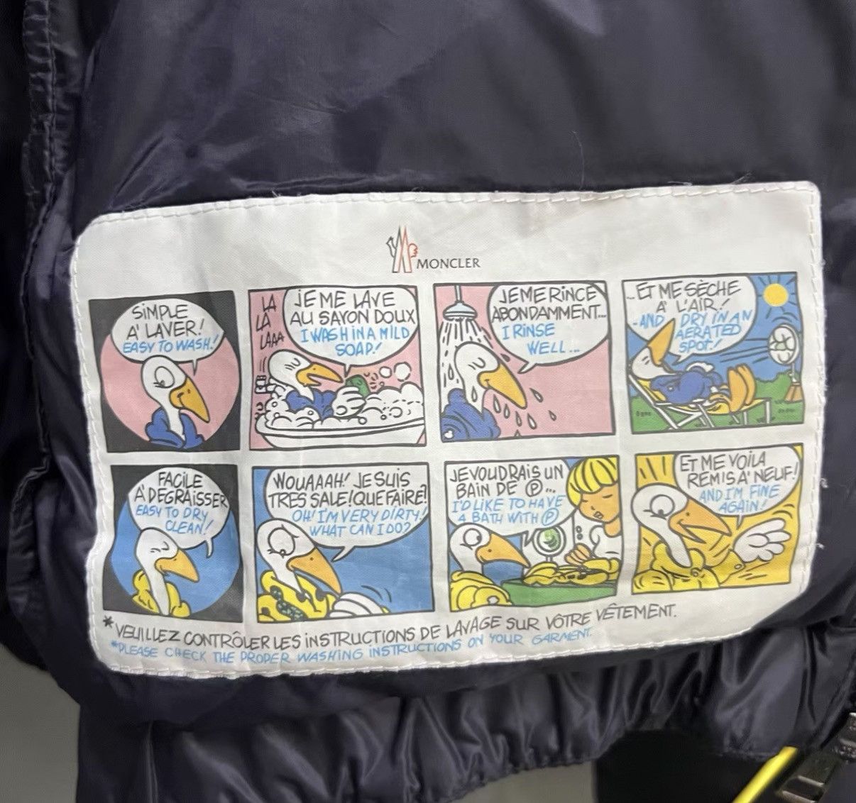 Moncler Moncler Down Jacket with Color-blocked Cuffs J41 Size US M / EU 48-50 / 2 - 3 Thumbnail