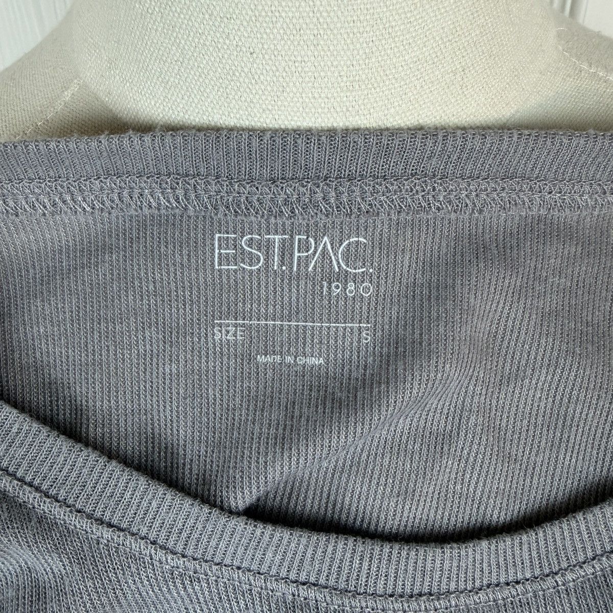 Pacsun Pacsun gray fitted cropped long sleeve top Size S / US 4 / IT 40 - 3 Thumbnail