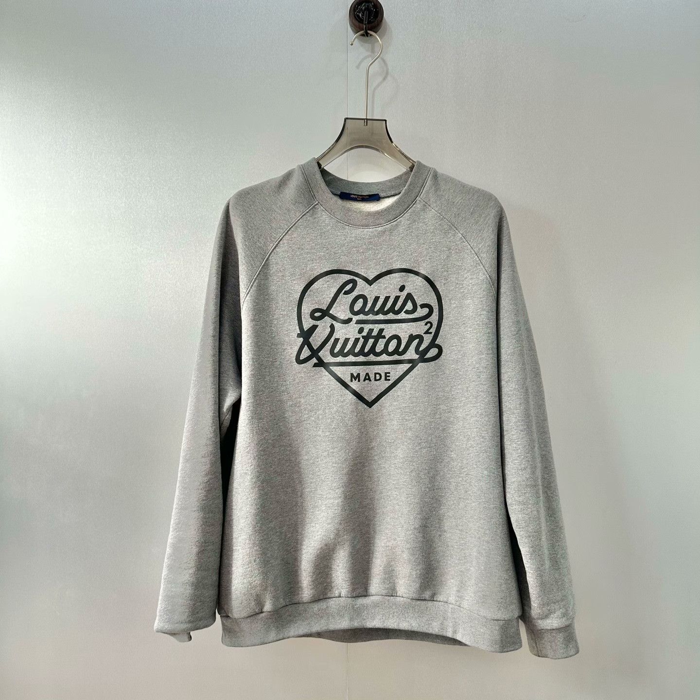 Louis Vuitton Louis Vuitton Hoodie XL Men Size US XL / EU 56 / 4 - 1 Thumbnail