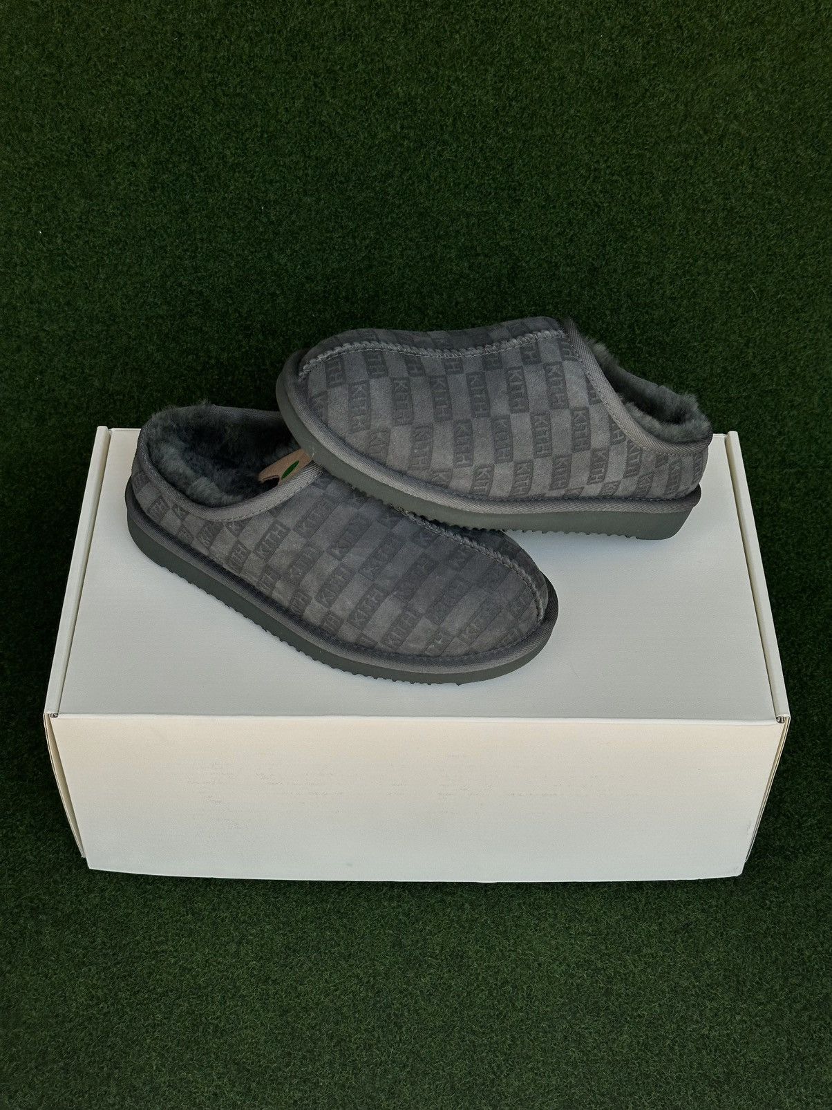 Kith Kith Monogram Shearling Slippers Size US 5 / EU 37 - 1 Thumbnail
