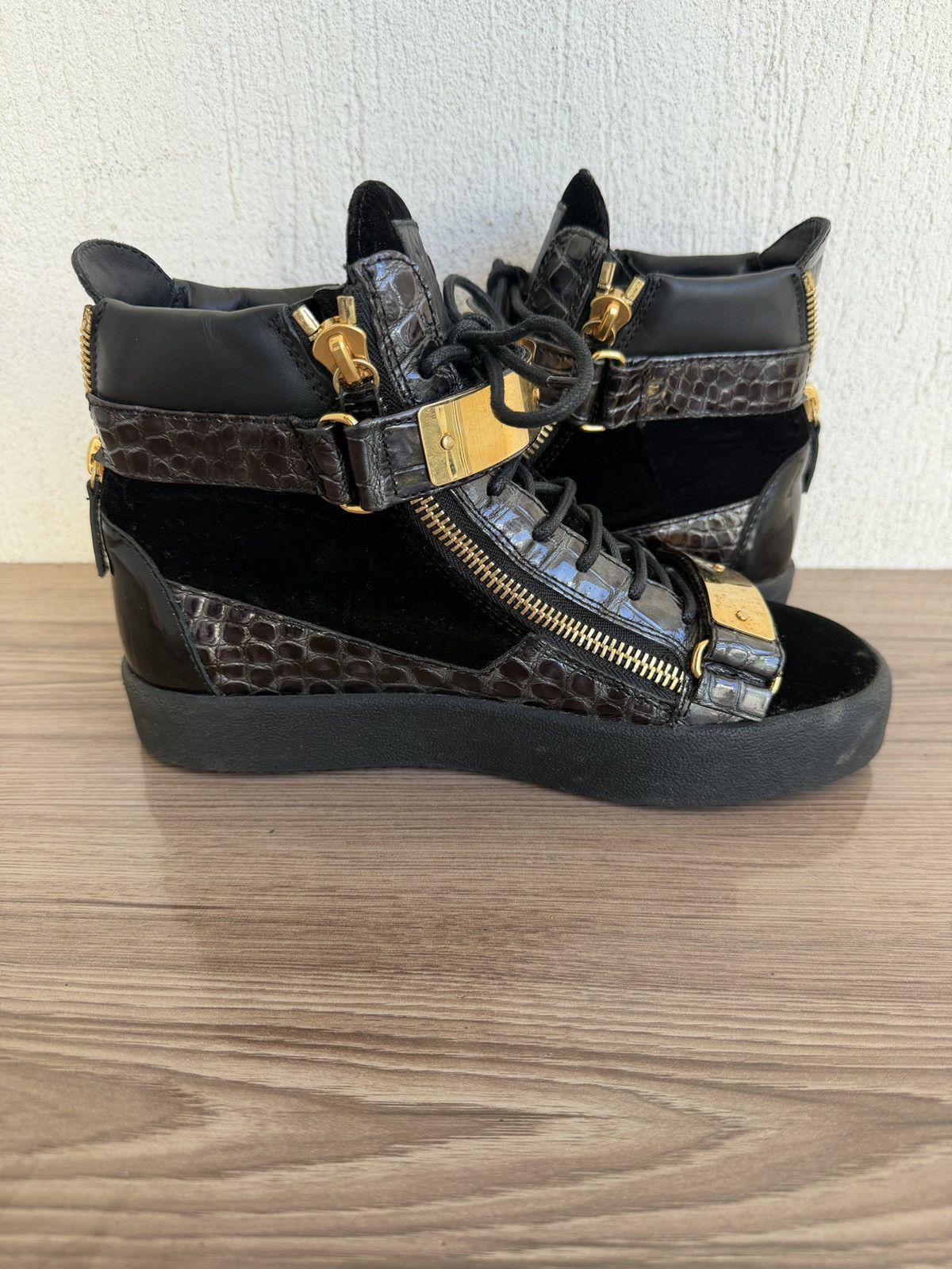 Giuseppe Zanotti croc embossed coby sneaker Size US 8 / EU 41 - 13 Thumbnail