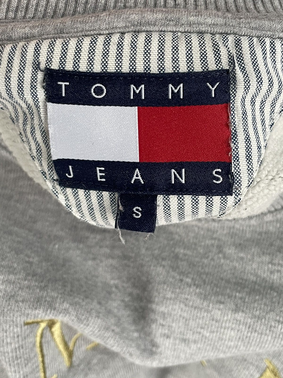Tommy Hilfiger Tommy Jeans Big Embroidered Logo Baggy Sweatshirt Size S / US 4 / IT 40 - 9 Thumbnail