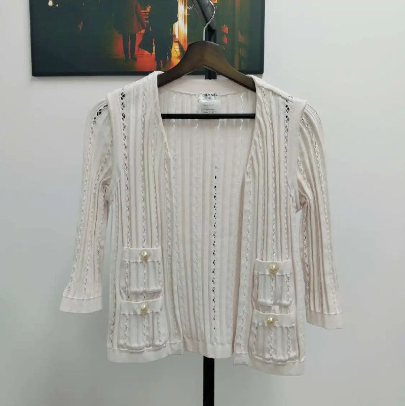 Louis Vuitton Louis Vuitton Cream Silk Women's T-Shirt 0089 Size ONE SIZE - 1 Thumbnail