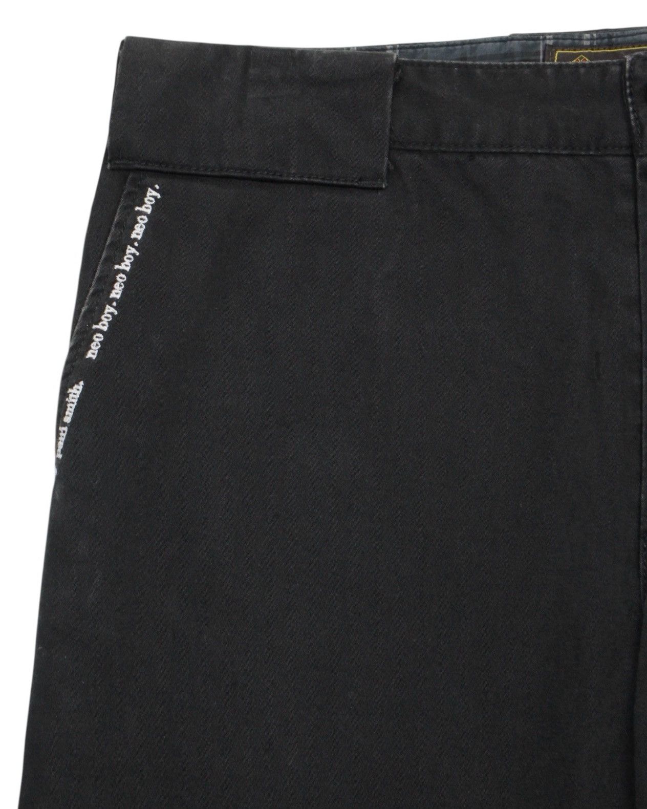 Undercover SS2009 UNDERCOVER NEOBOY DISTRESSED BOLT SHORT Size US 30 / EU 46 - 3 Thumbnail