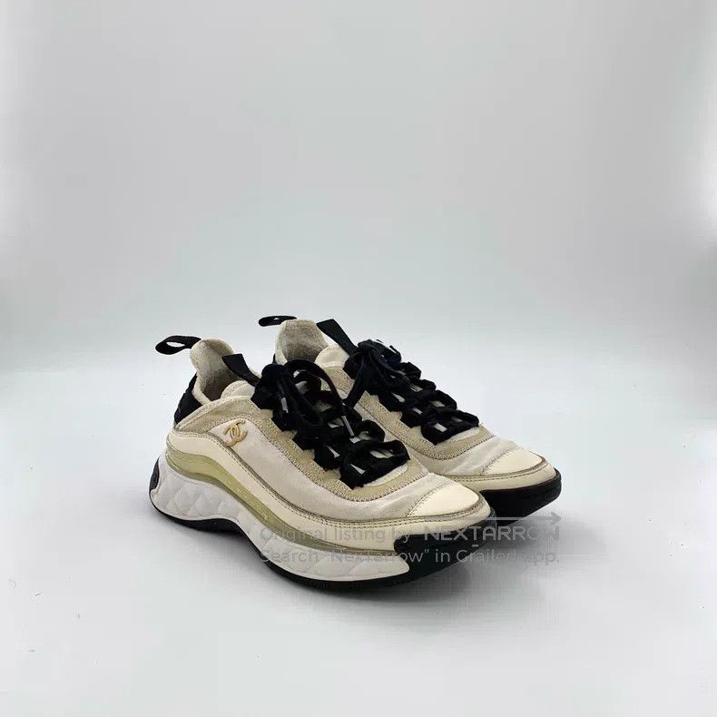 Chanel Chanel Colour-blocked logo lace-thed casual flat sneakers Size US 4.5 / IT 34.5 - 2 Thumbnail