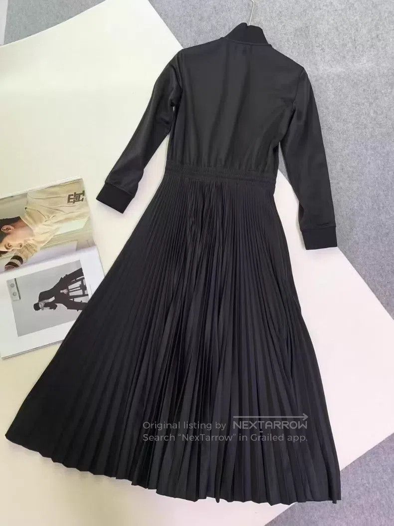 Valentino Valentino Big logo dress Size S / US 4 / IT 40 - 3 Thumbnail