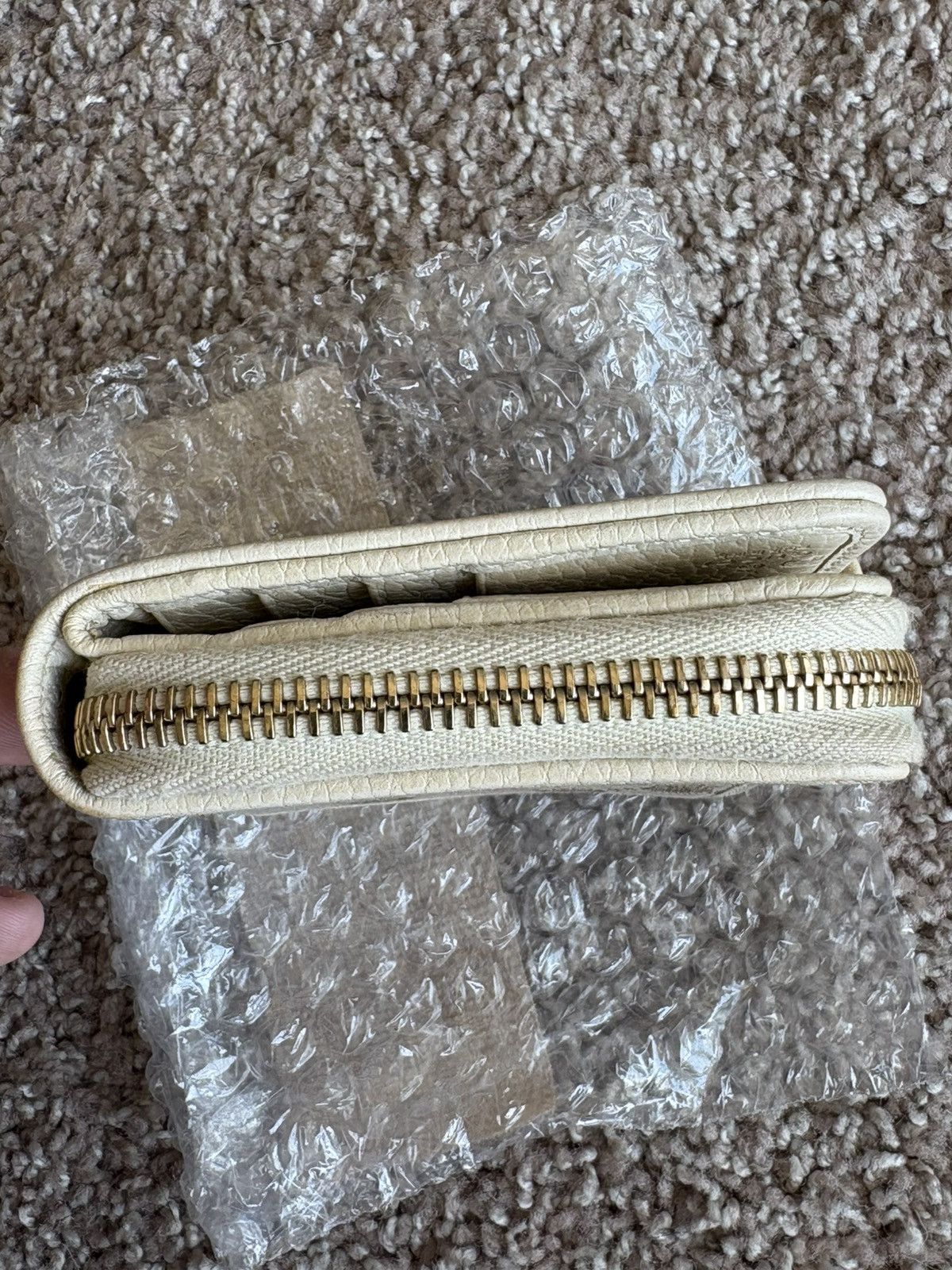 Gucci White Gucci supreme monogram wallet Size ONE SIZE - 6 Thumbnail