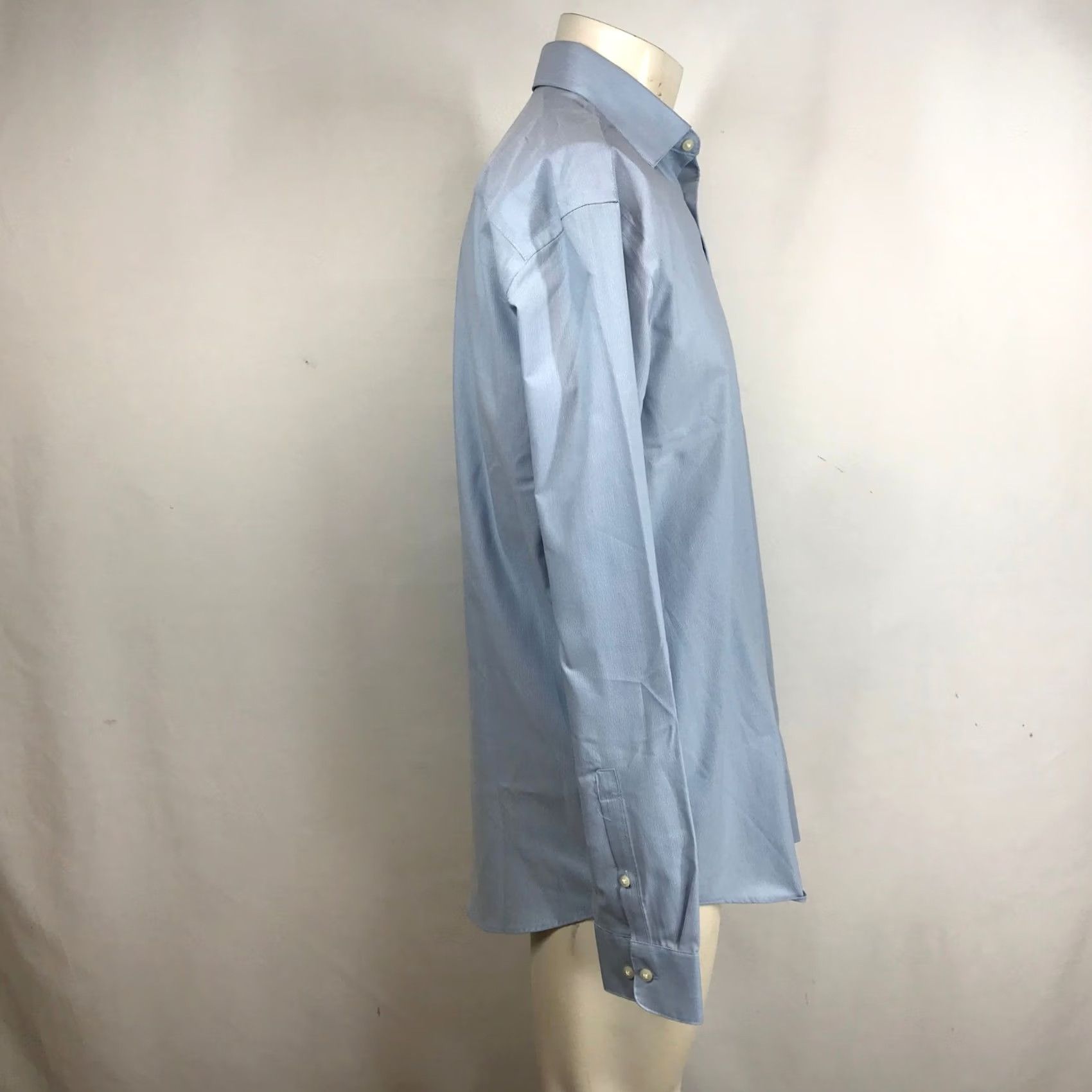 Calvin Klein Calvin Klein Mens Fresh Comfort Regular Fit Stretch Shirt Blue M 15-15.5 34/35 Size US L / EU 52-54 / 3 - 4 Thumbnail