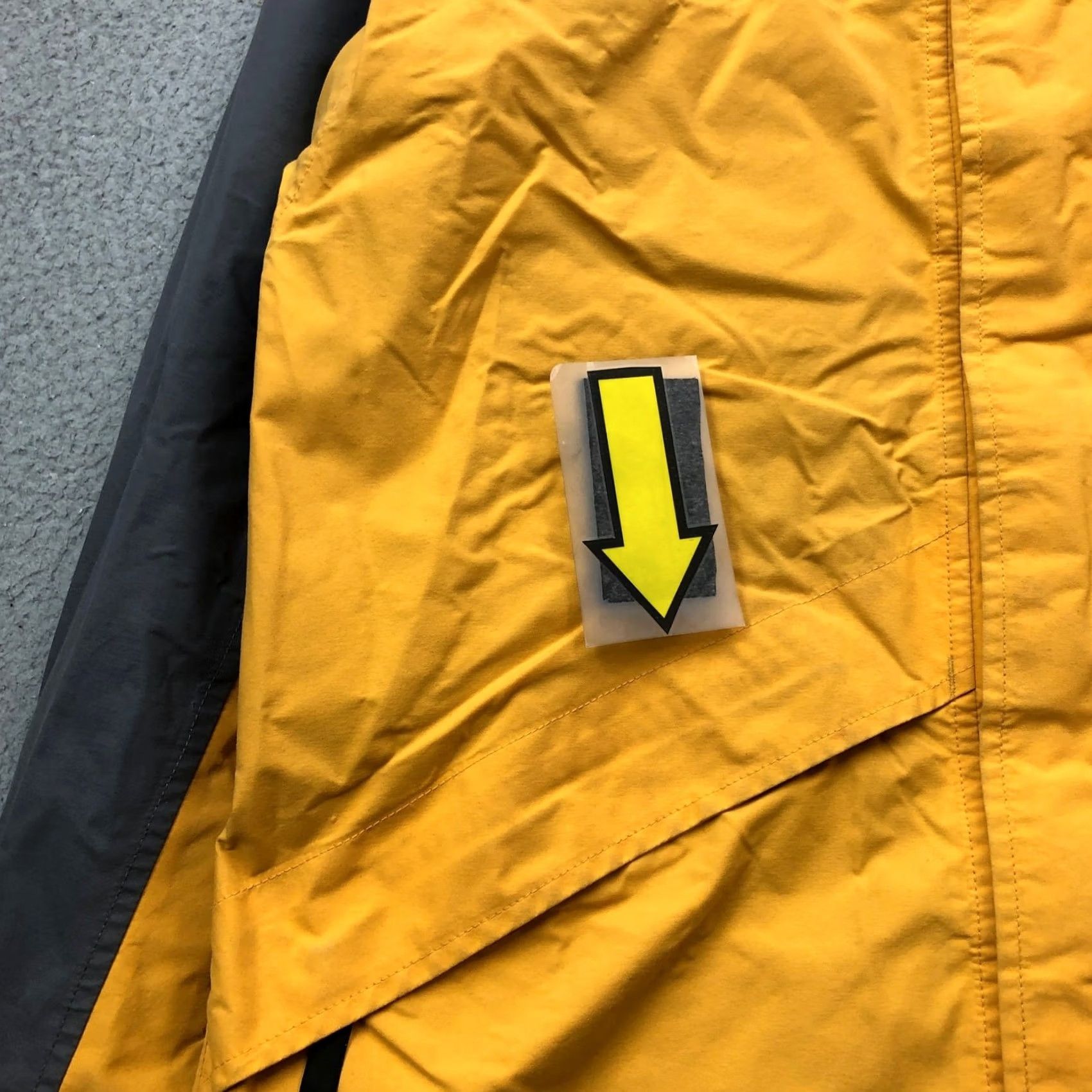 Eastern Mountain Sports VINTAGE EMS Gore-Tex Jacket Mens M Yellow Windbreaker Zip Full Zip Pockets Logo Outdoor Casual 90s? Size US M / EU 48-50 / 2 - 7 Thumbnail