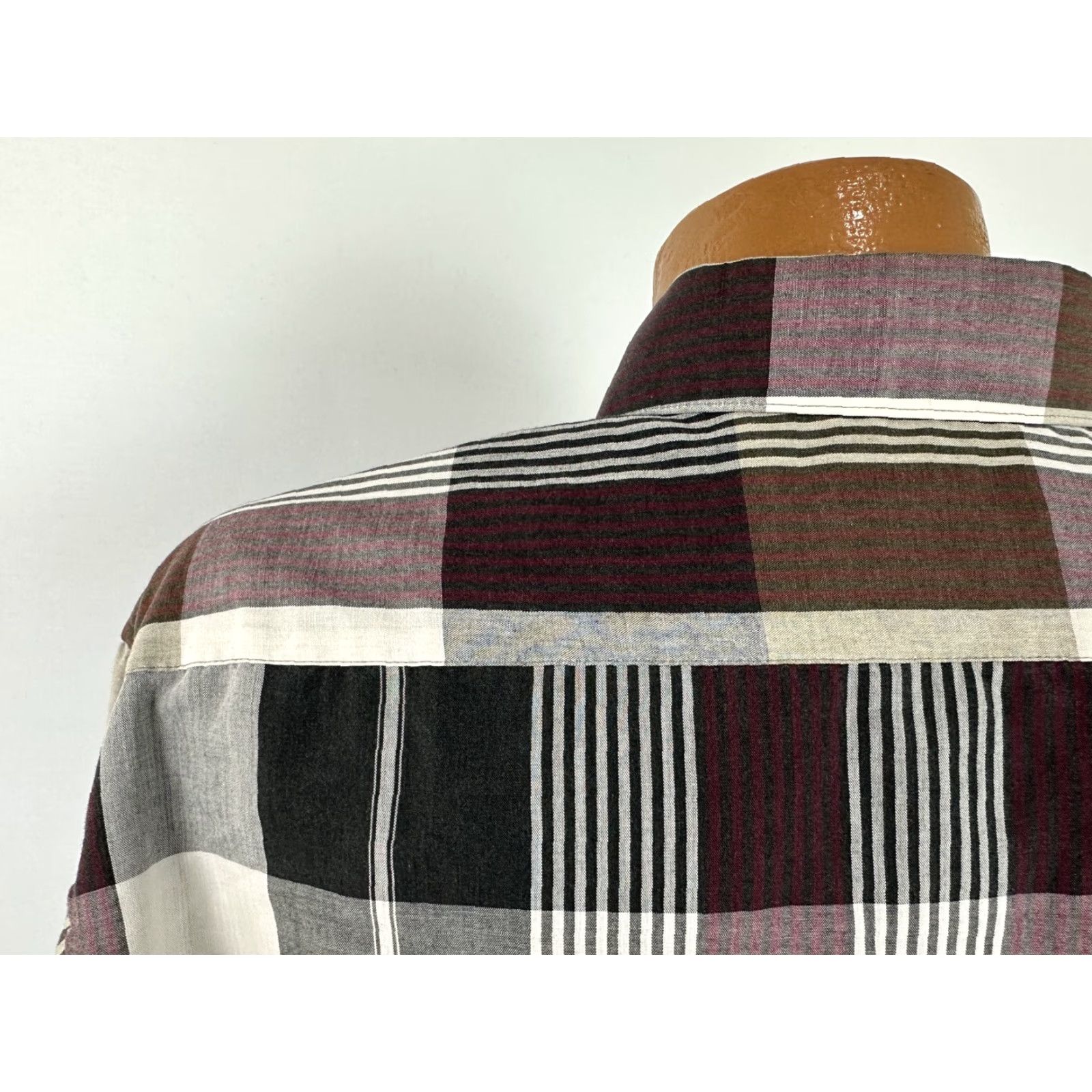 Pierre Cardin VINTAGE Pierre Cardin Shirt Men XL Check 80s Casual Hipster Preppy Lightweight Cotton Poly Blend Long Sleeve Button-Up Gray Collared 80s Theme Size US XL / EU 56 / 4 - 7 Thumbnail