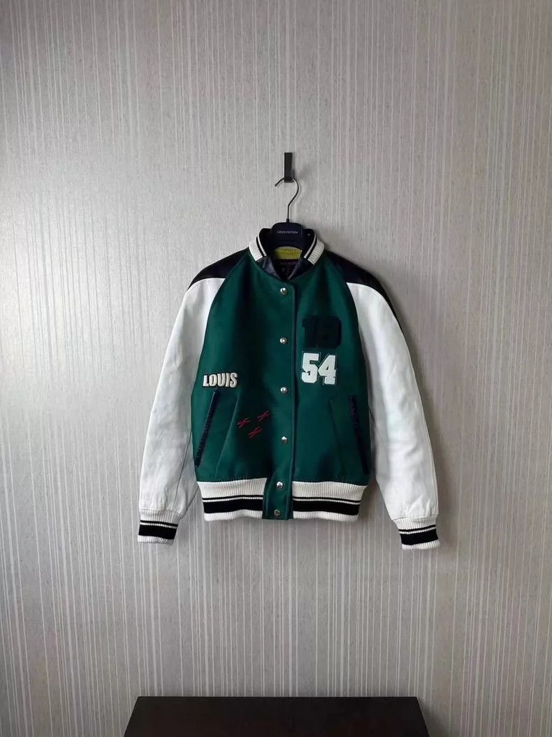 Louis Vuitton LOUIS VUITTON size 38 Reversible silk baseball jacket 2504 Size US M / EU 48-50 / 2 - 1 Thumbnail