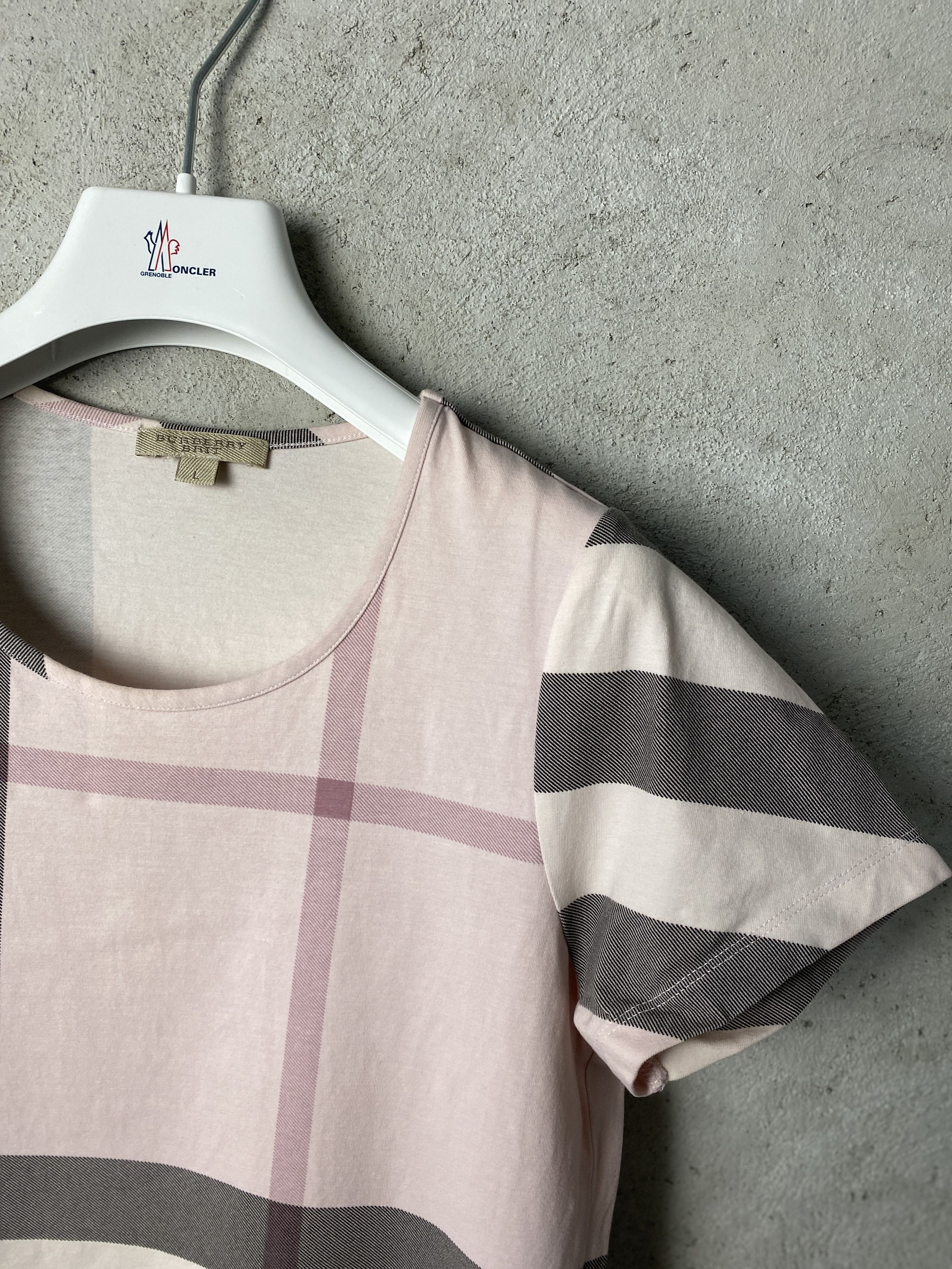 Burberry Burberry nova check t-shirt tee vintage Size L / US 10 / IT 46 - 2 Thumbnail