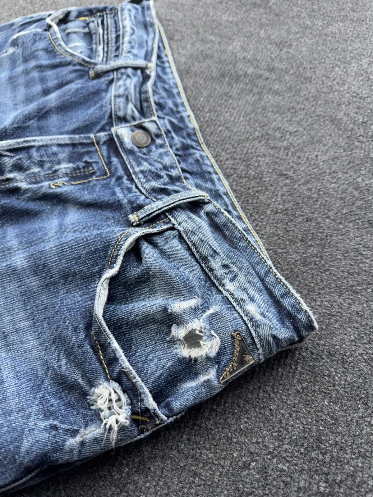 Japan Rags 🔥 Japan Rags Vintage 00s Y2K Distressed Blue Denim Jeans Size US 33 - 7 Thumbnail
