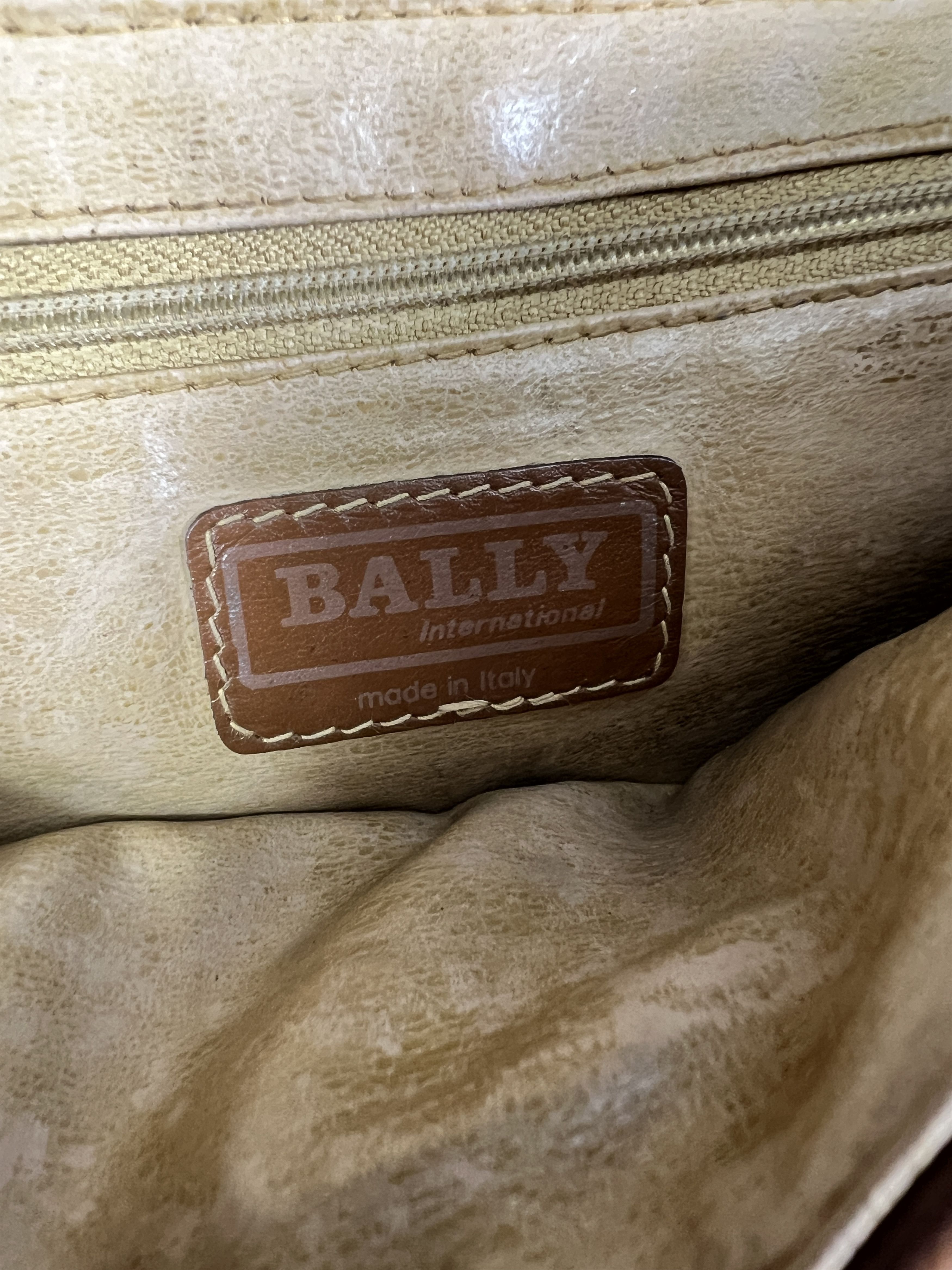 Bally Bally Leather Shoulder Bag Size ONE SIZE - 7 Thumbnail