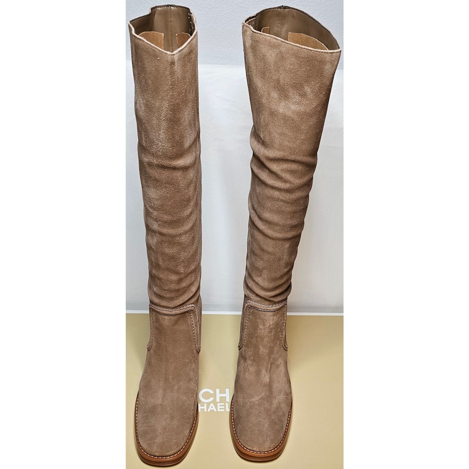 Michael Kors Michael Kors Hayden Suede Knee-High Boots in a taupe color Size US 7.5 / IT 37.5 - 2 Thumbnail