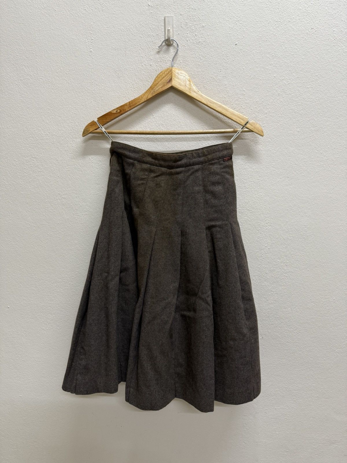 Japanese Brand × Mademoiselle Non Non × Vintage Madmoiselle Non Non plates Wool Skirt Size 24" / US 00 / IT 34 - 18 Thumbnail