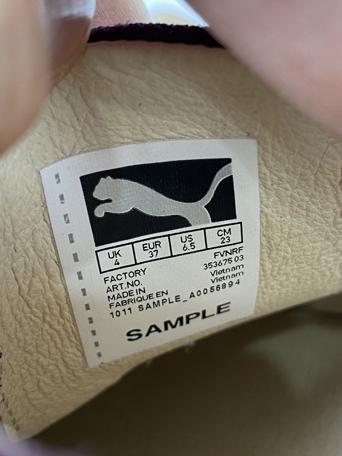 Puma Puma Suede Sample Low-Top Sneakers Fringed size 37 Size US 6.5 / IT 36.5 - 9 Thumbnail