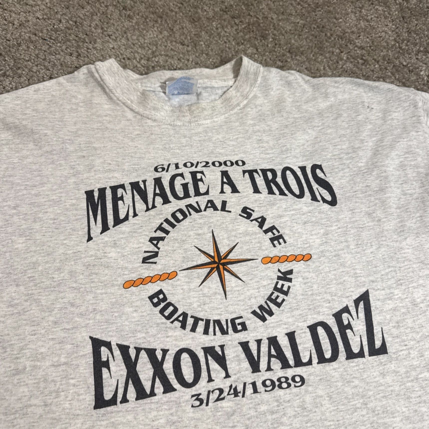 Hanes VINTAGE Exxon Valdez Oil Spill T-Shirt Hanes Gray XL Men Ménage A Trois Boating Safety 2000 Size US XL / EU 56 / 4 - 4 Thumbnail