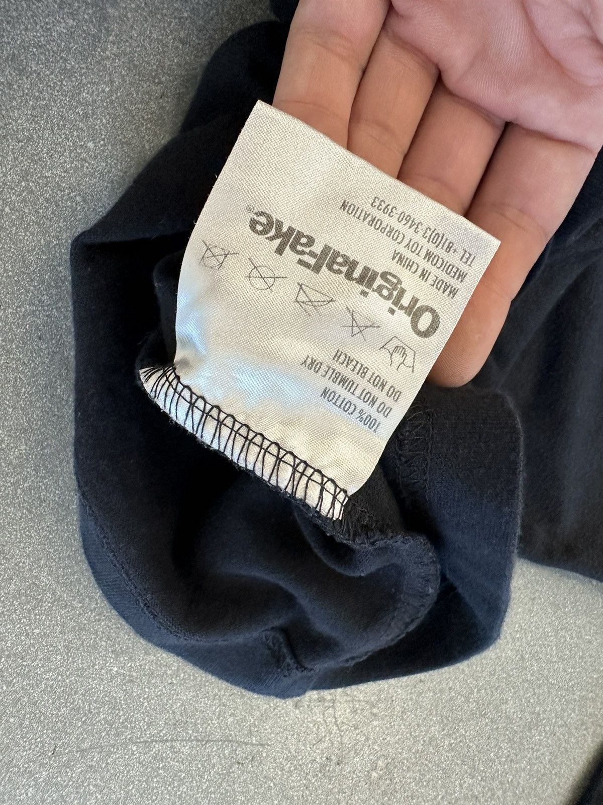 Kaws × Original Fake Original Fake Kaws OG Graphic Tee Size US L / EU 52-54 / 3 - 6 Thumbnail