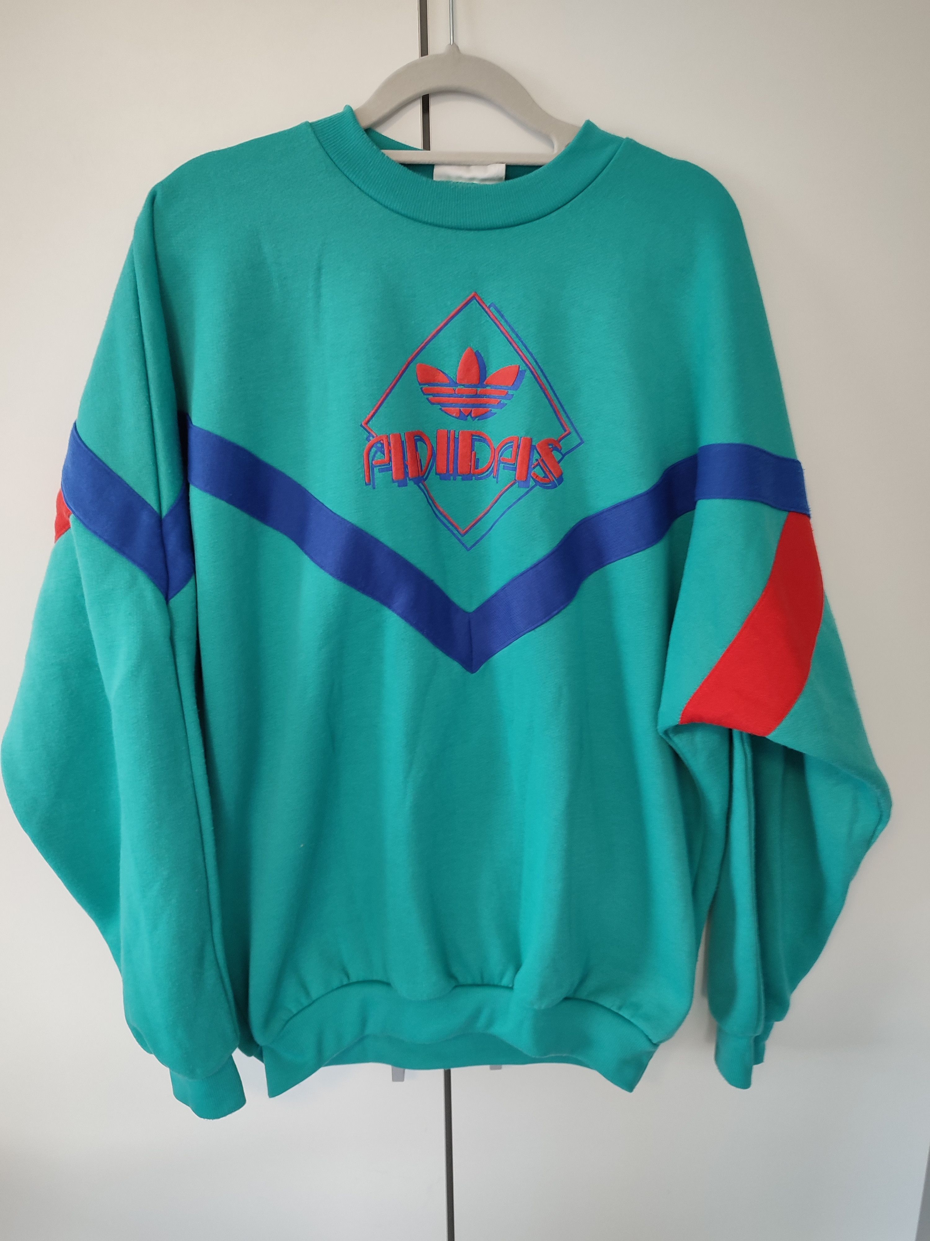 Adidas Vintage Adidas Sweatshirt size L Size US L / EU 52-54 / 3 - 7 Thumbnail