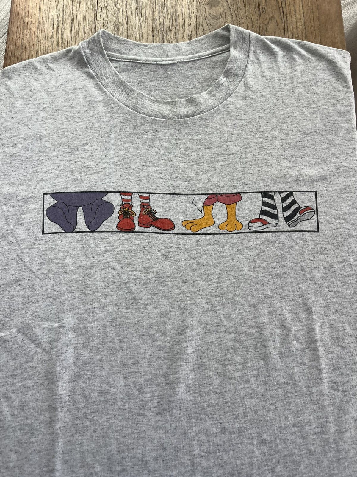 Vintage Vintage McDonald’s Character Feet 90’s Tshirt Size US XL / EU 56 / 4 - 3 Thumbnail
