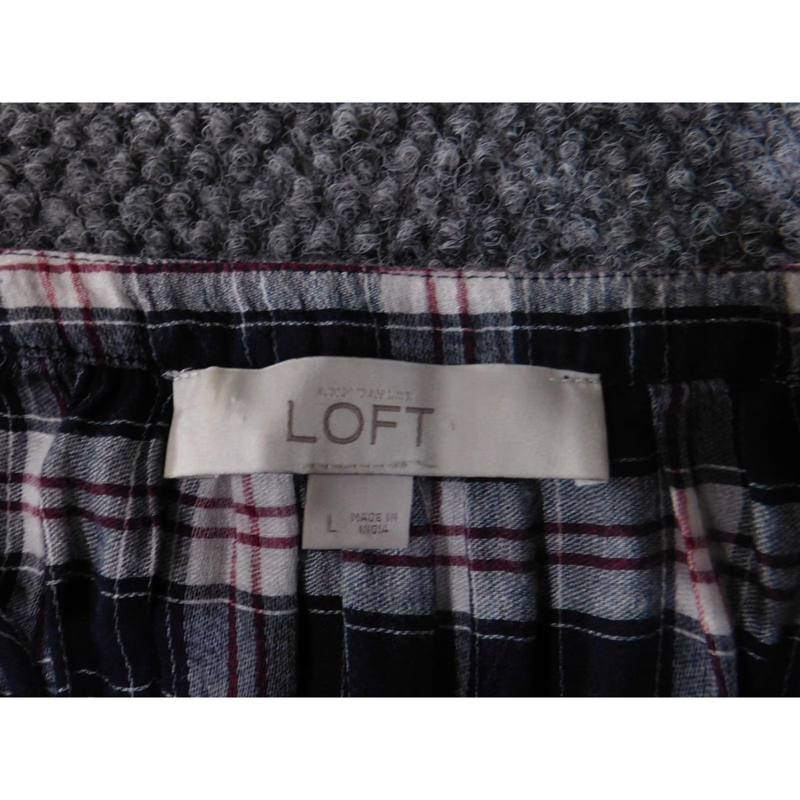 Loft LOFT Shirt Womens Large Navy Plaid Peasant Blouse 3/4 Sleeve V-Neck Raglan Flowing Blouse Womens L Navy Plaid Decade Pattern Shirt Size L / US 10 / IT 46 - 5 Thumbnail