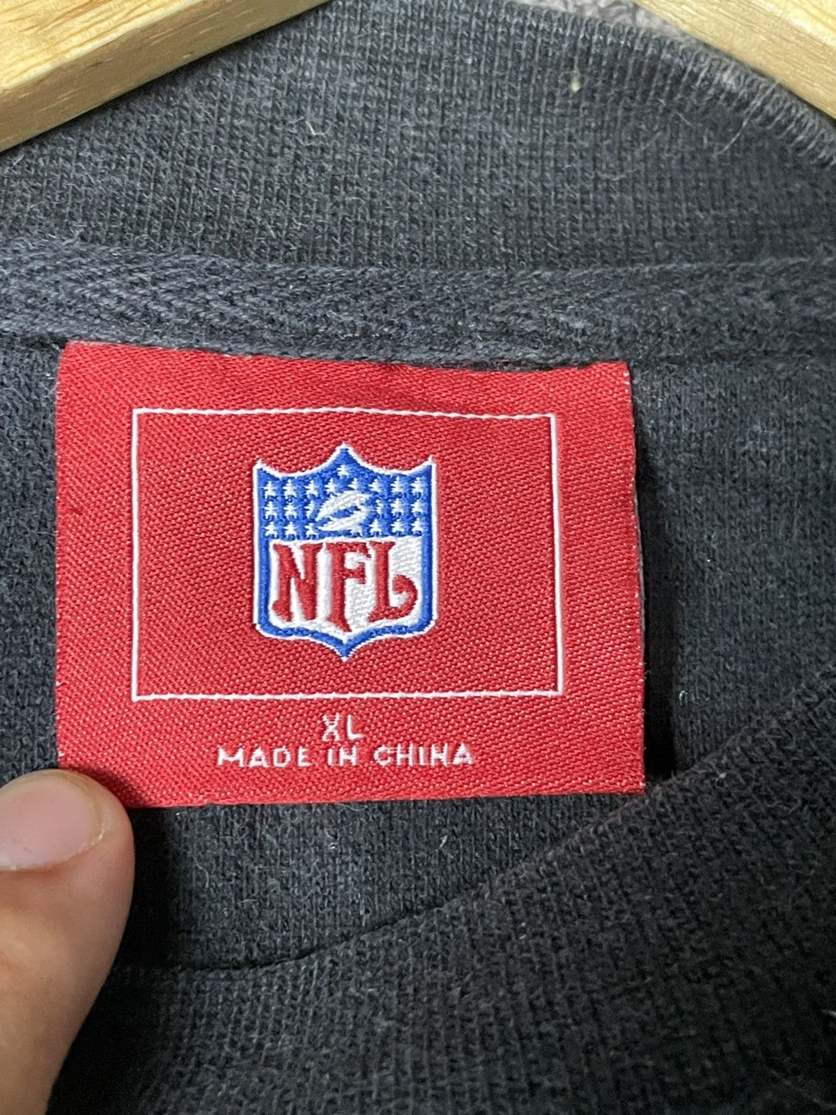 Japanese Brand × NFL × Vintage Vintage Oakland Raiders Embroidered Sweatshirt (80) Size US XL / EU 56 / 4 - 9 Thumbnail