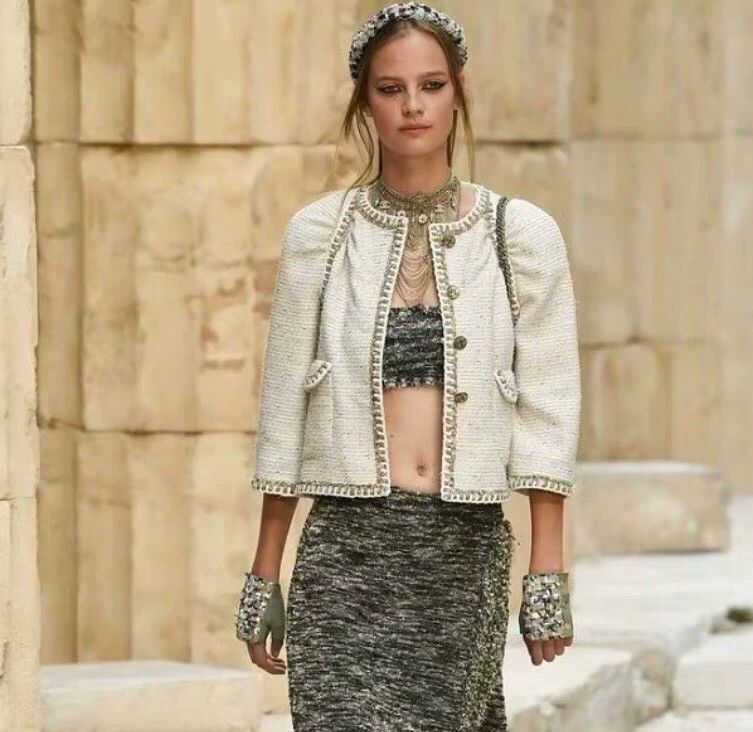 Chanel Chanel 18C Greek Series Beige Gold Edge Cotton Long-sleeve Size XS / US 0-2 / IT 36-38 - 9 Thumbnail