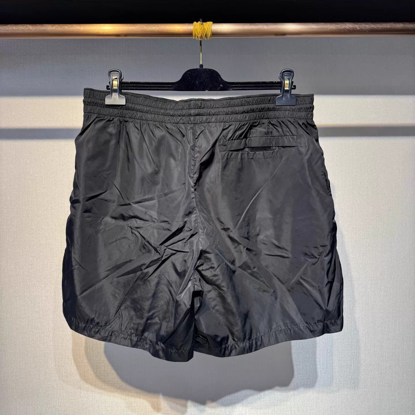 Louis Vuitton LV Black Side Logo Athletic XL Short Size US 36 / EU 52 - 2 Thumbnail