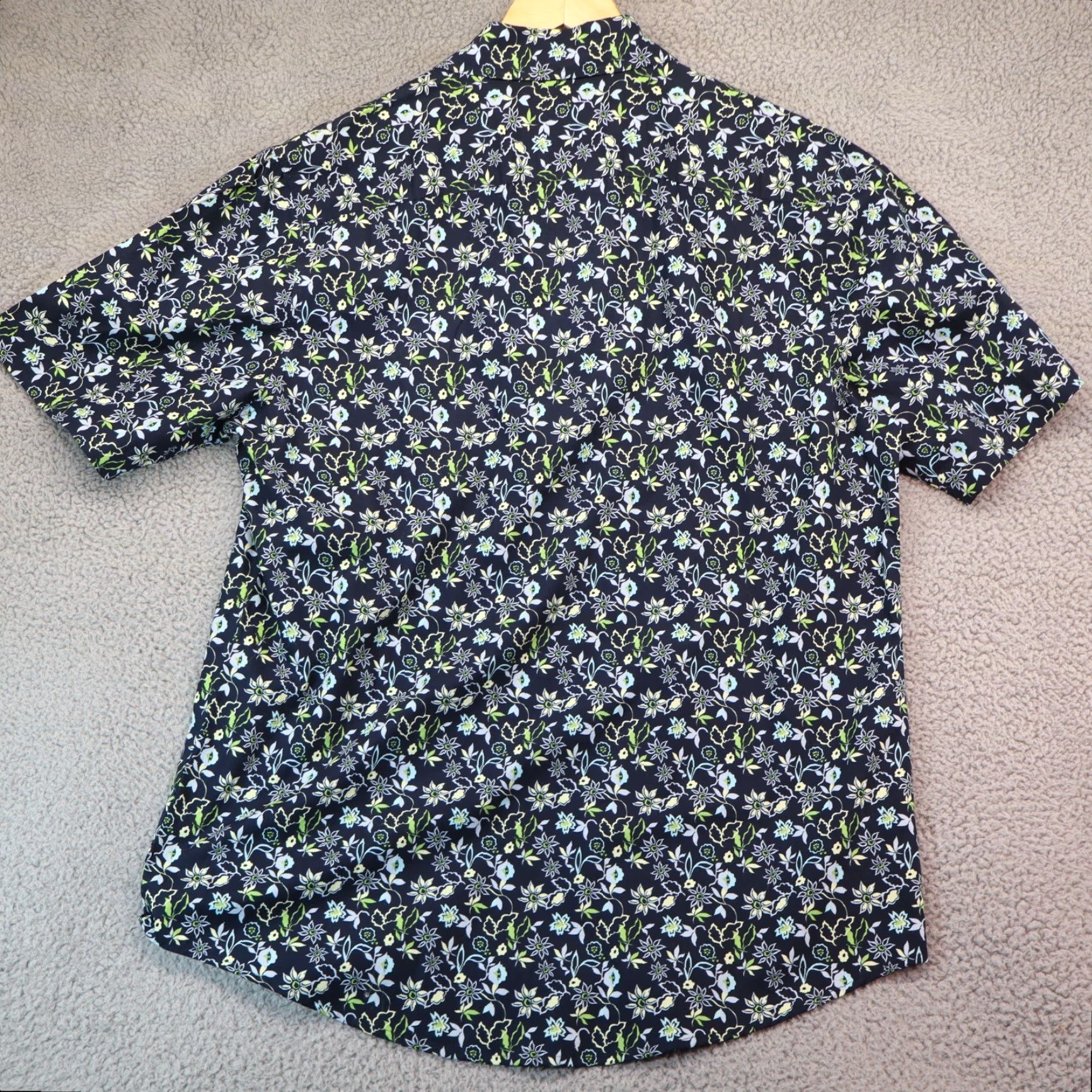Vintage VINTAGE Structure Button-Up Shirt Men L Blue Floral Pattern Short Sleeve NWT Size US L / EU 52-54 / 3 - 8 Thumbnail