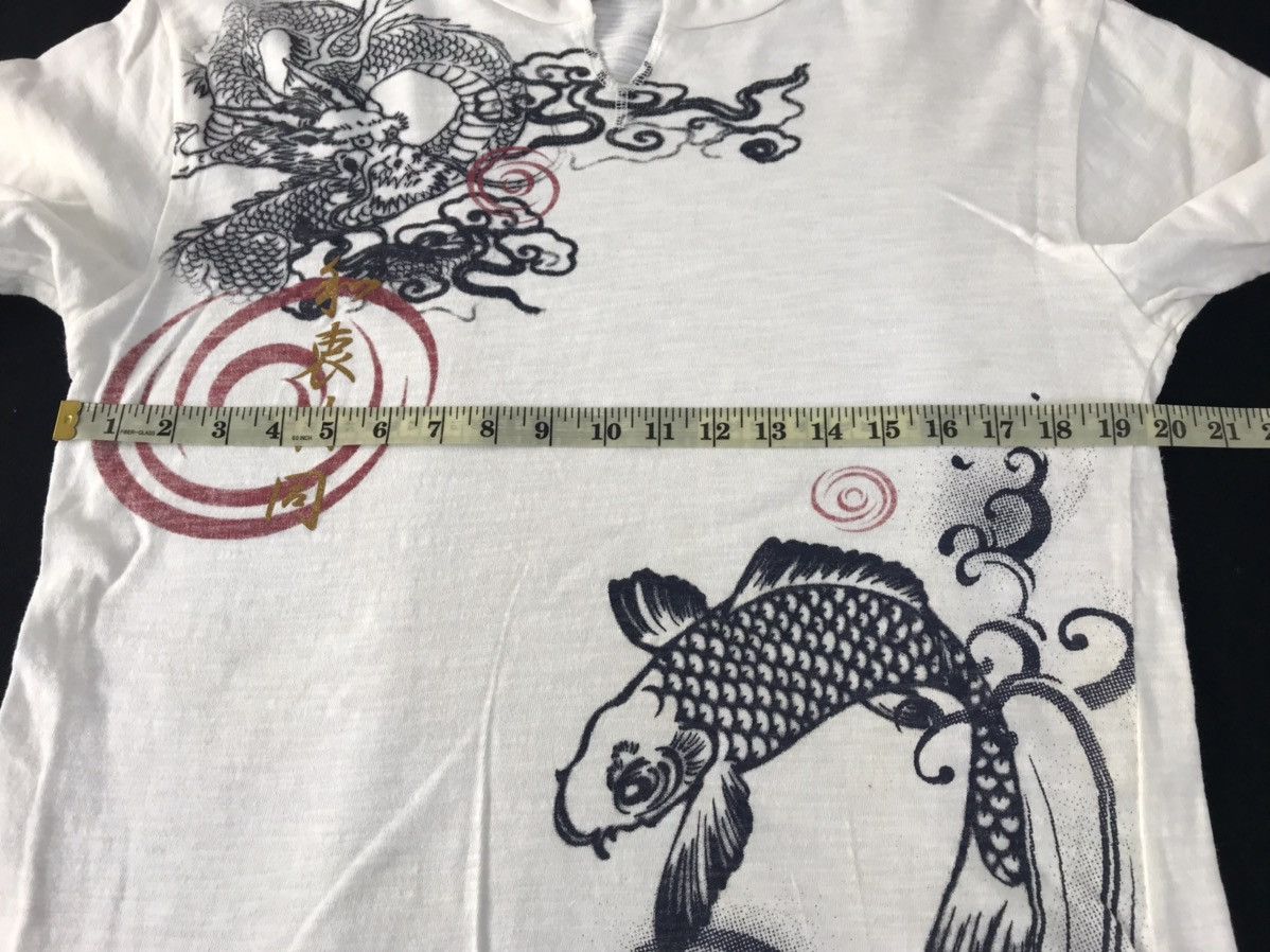 Vintage Oblo Sukajan Dragon Koi Fish Big Screen Longsleeve Tee Size US M / EU 48-50 / 2 - 10 Thumbnail
