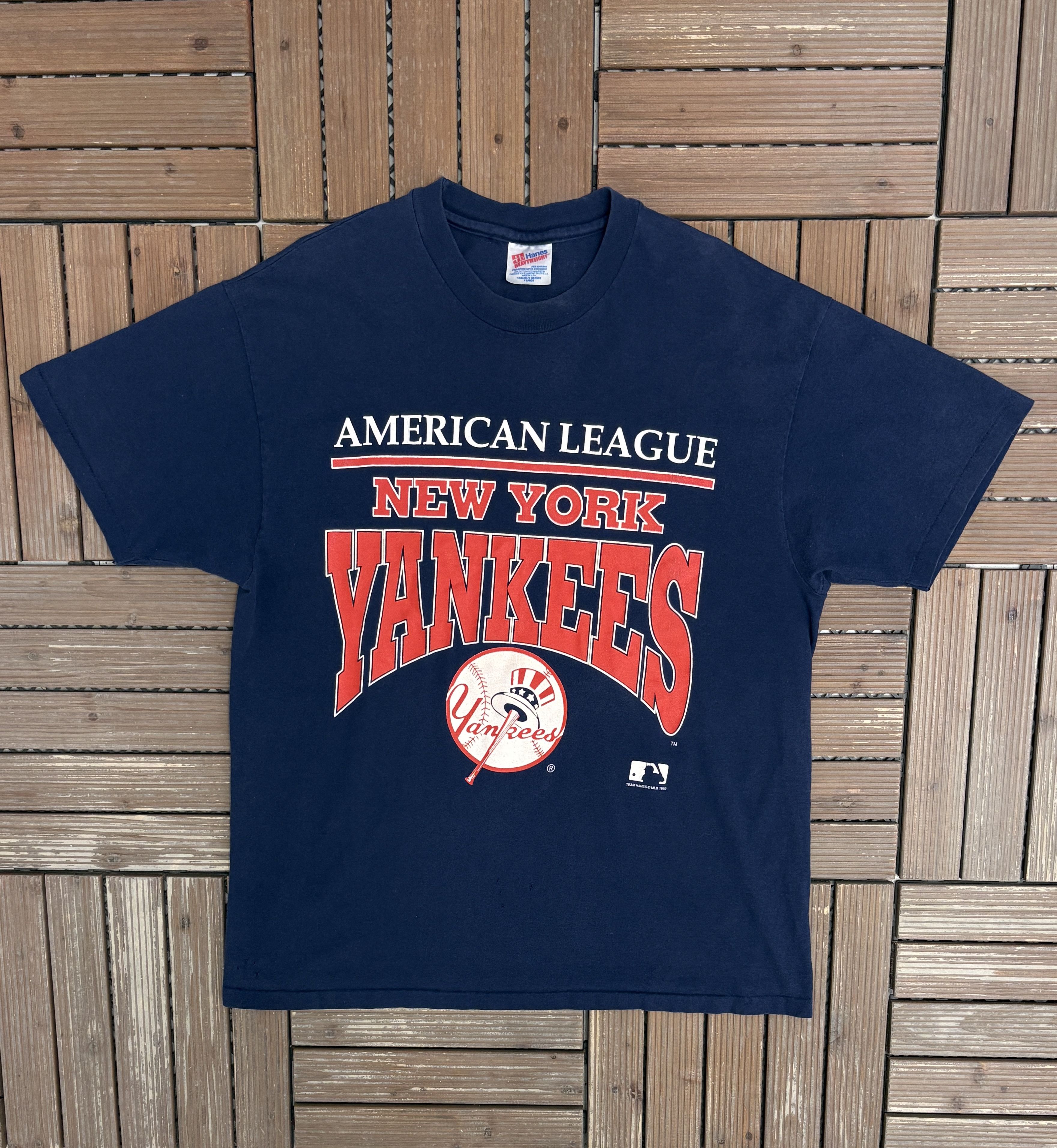 Vintage New York Yankees Vintage Blue T-Shirt Tee Size US XL / EU 56 / 4 - 1 Thumbnail