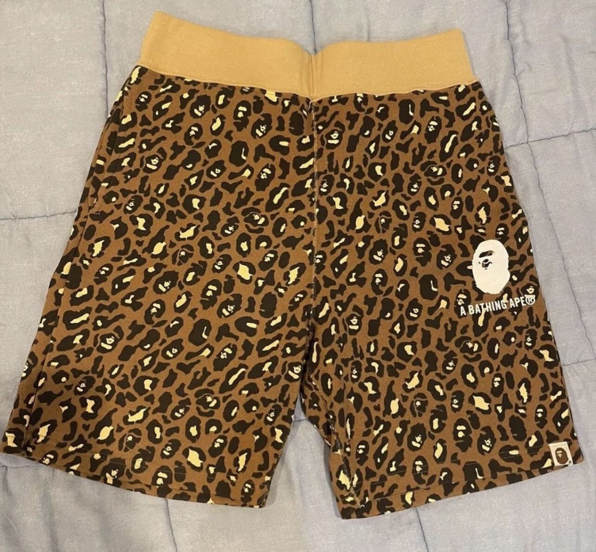 Bape Bape a bathing ape leopard cheetah camo sweatshirt medium Size US 30 / EU 46 - 1 Thumbnail