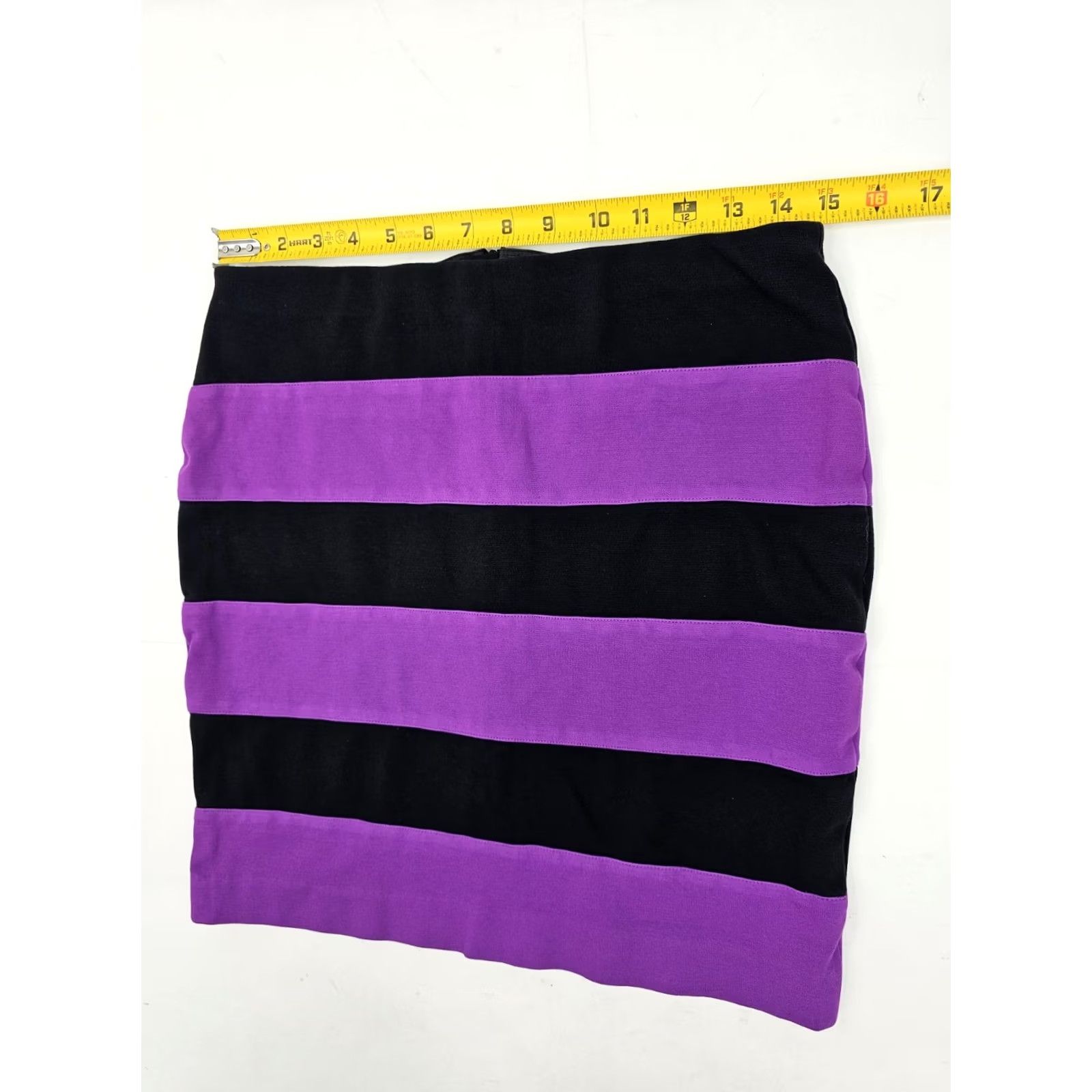 Ann Taylor VINTAGE Ann Taylor Skirt Womens 4 Knee Length Black Purple Stretch Pencil 30x17 EUC Size 27" / US 4 / IT 40 - 4 Thumbnail