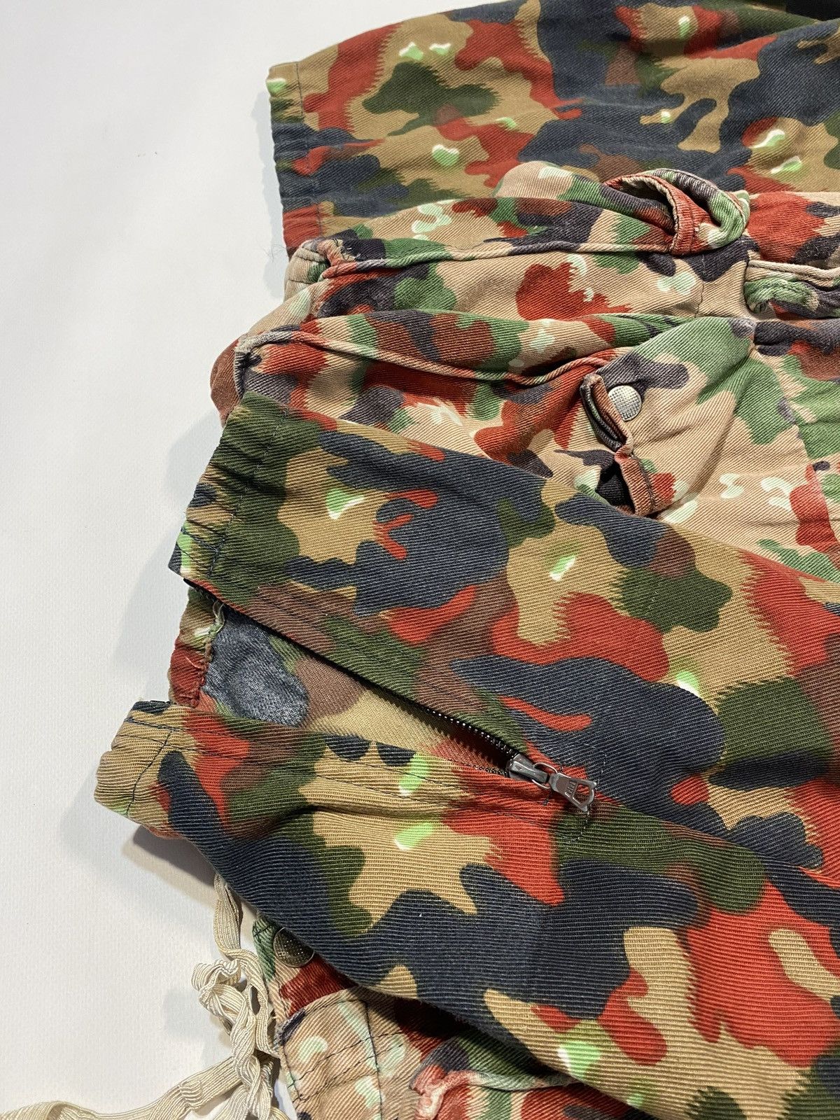 Japanese Brand VERY RARE Camouflage Multipocket Jacket Size US M / EU 48-50 / 2 - 10 Thumbnail