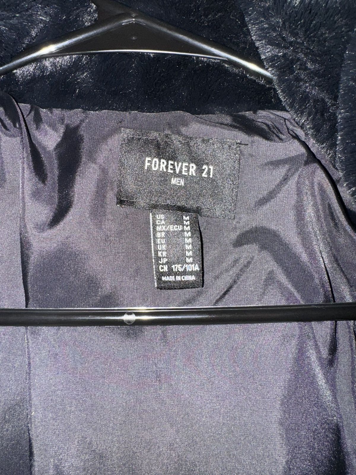 Forever 21 Black White Faux Fur Bomber Jacket Size US M / EU 48-50 / 2 - 2 Thumbnail