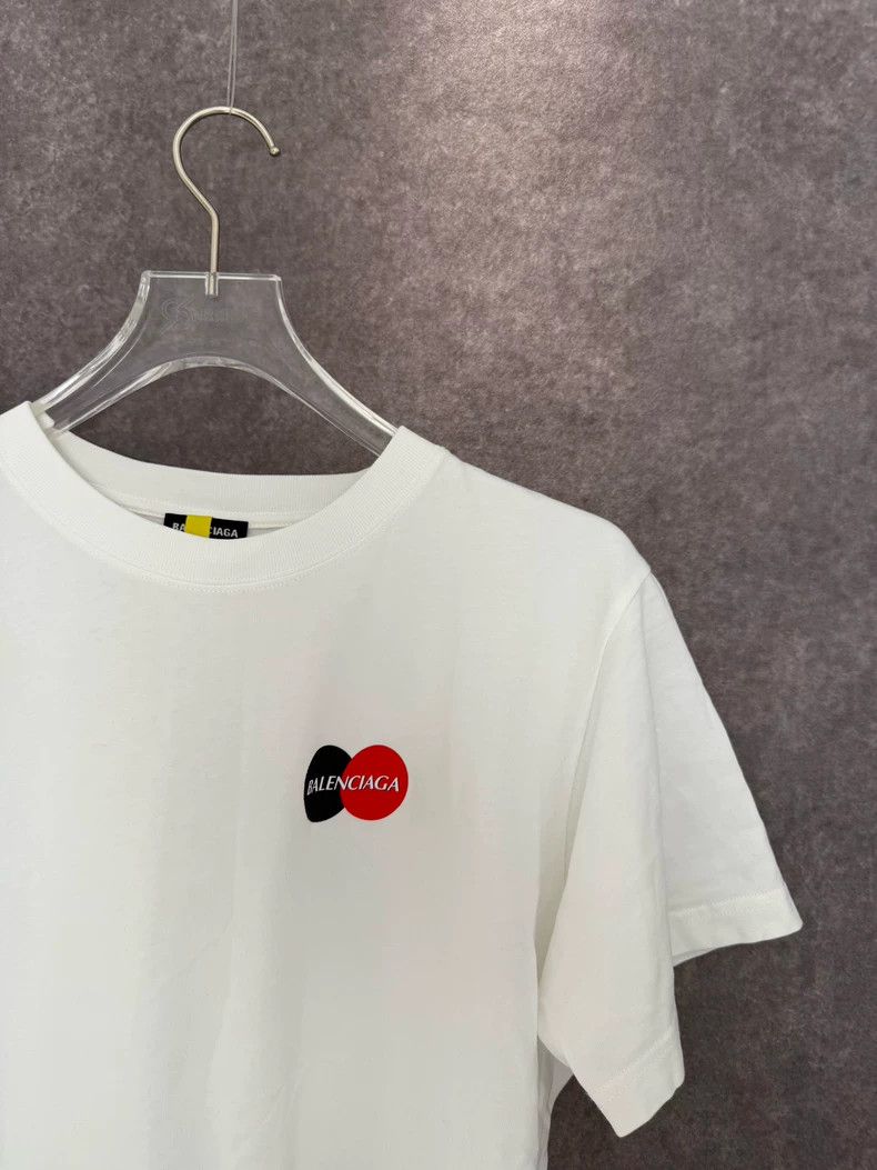Balenciaga Balenciaga White MasterCard short sleeve T-shirt Size US L / EU 52-54 / 3 - 5 Thumbnail