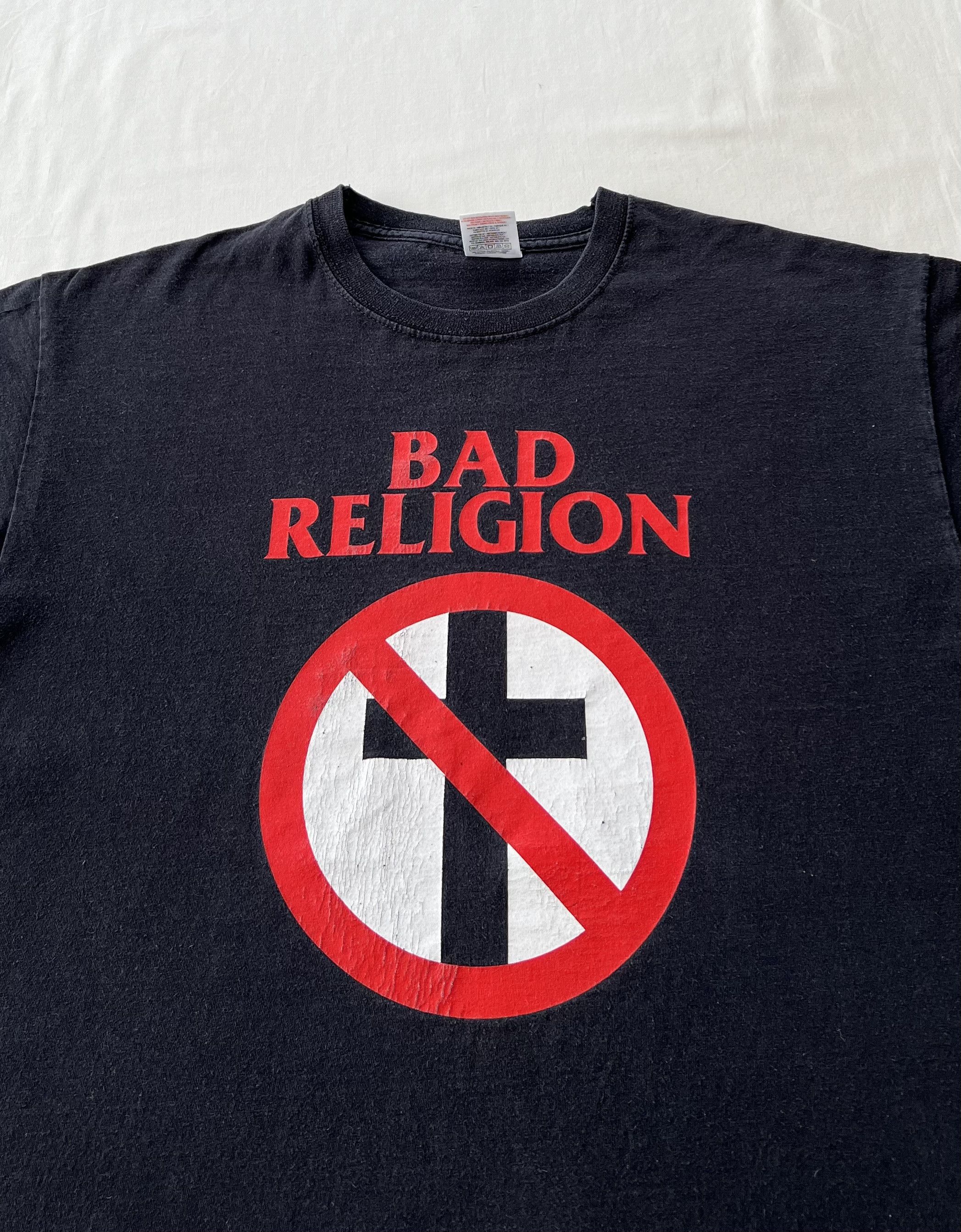 Band Tees Vintage 2000s Bad Religion Punk Rock Band T-shirt Size US M / EU 48-50 / 2 - 3 Thumbnail