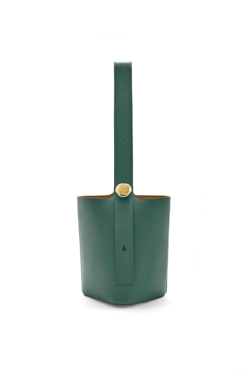 Loewe o1in1g0426 Size: OS/ Medium Pebble Bucket Bag in Vetiver Size ONE SIZE - 3 Thumbnail
