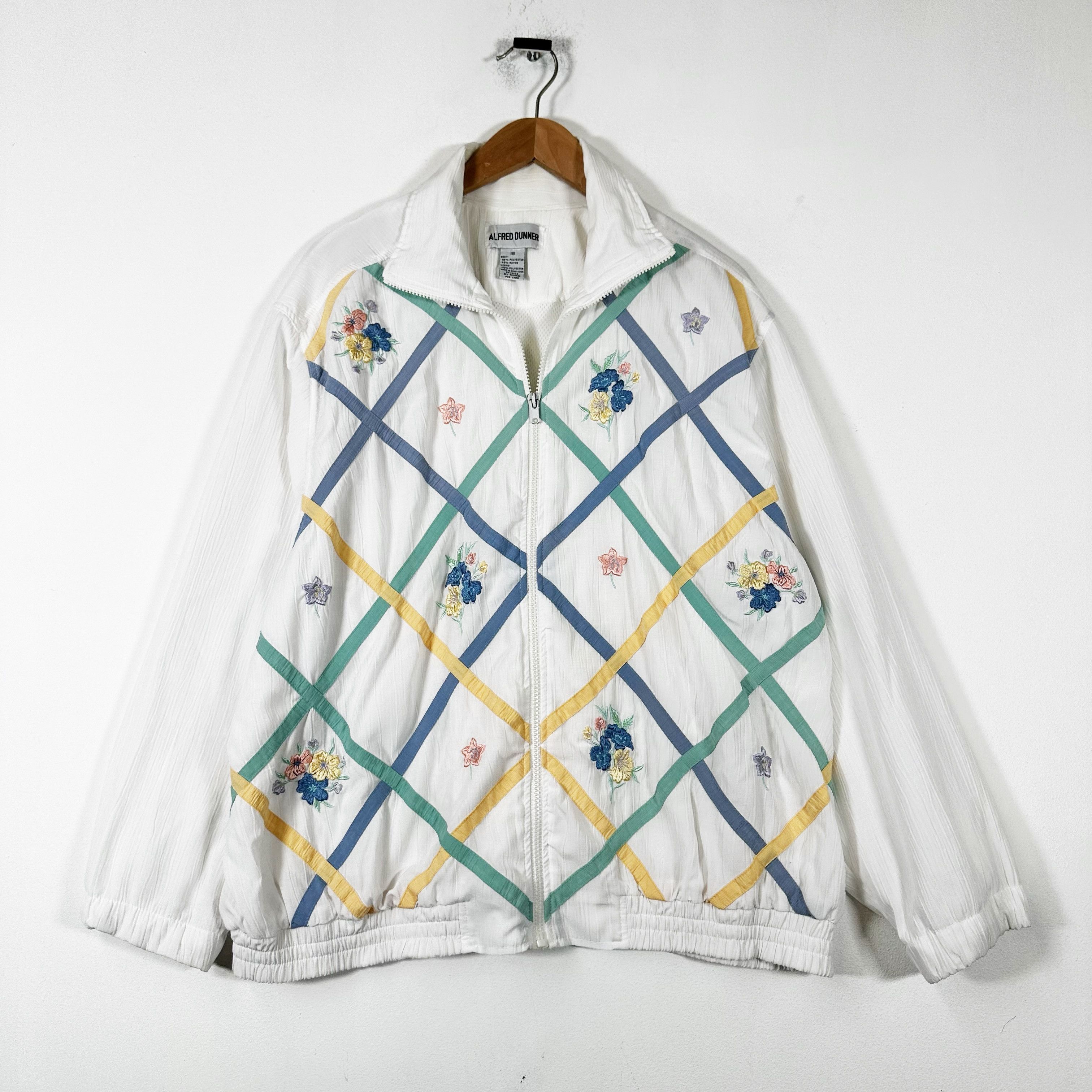 Vintage 90s Alfred Dunner One of a Kind Embroidered Flower