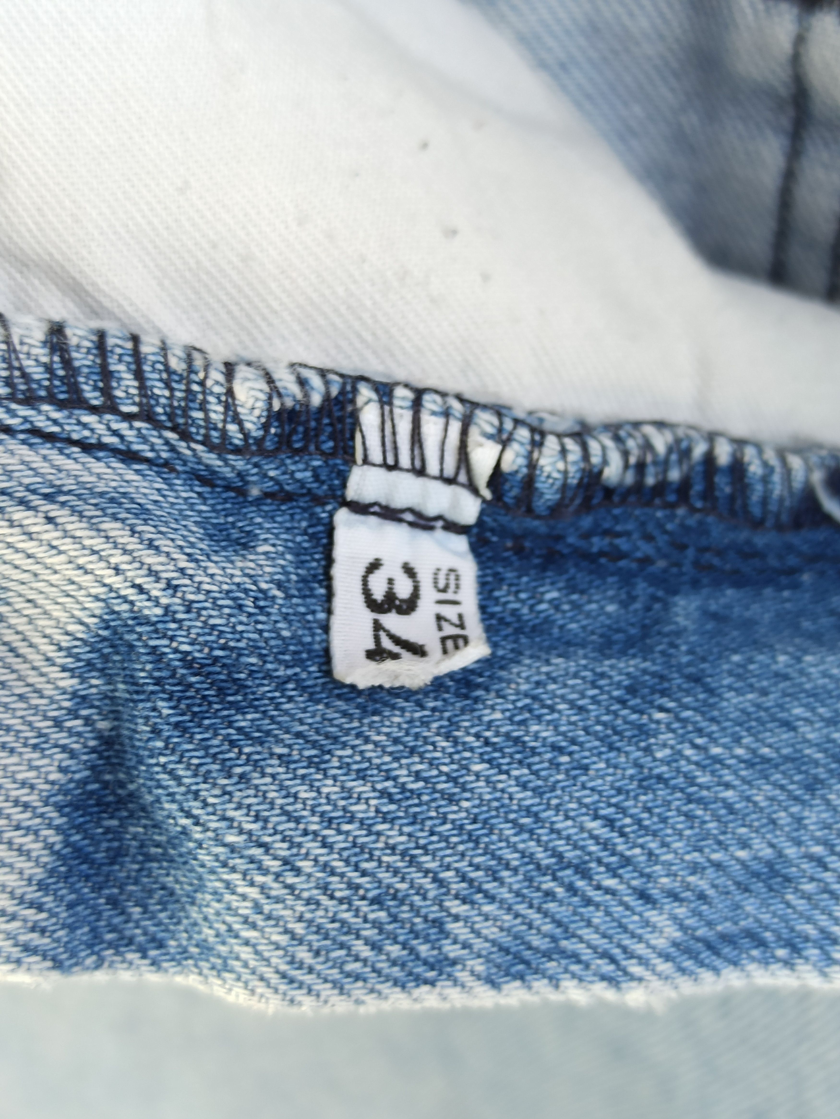 Giorgio Armani Giorgio Armani Vintage Jeans Size US 33 - 6 Thumbnail