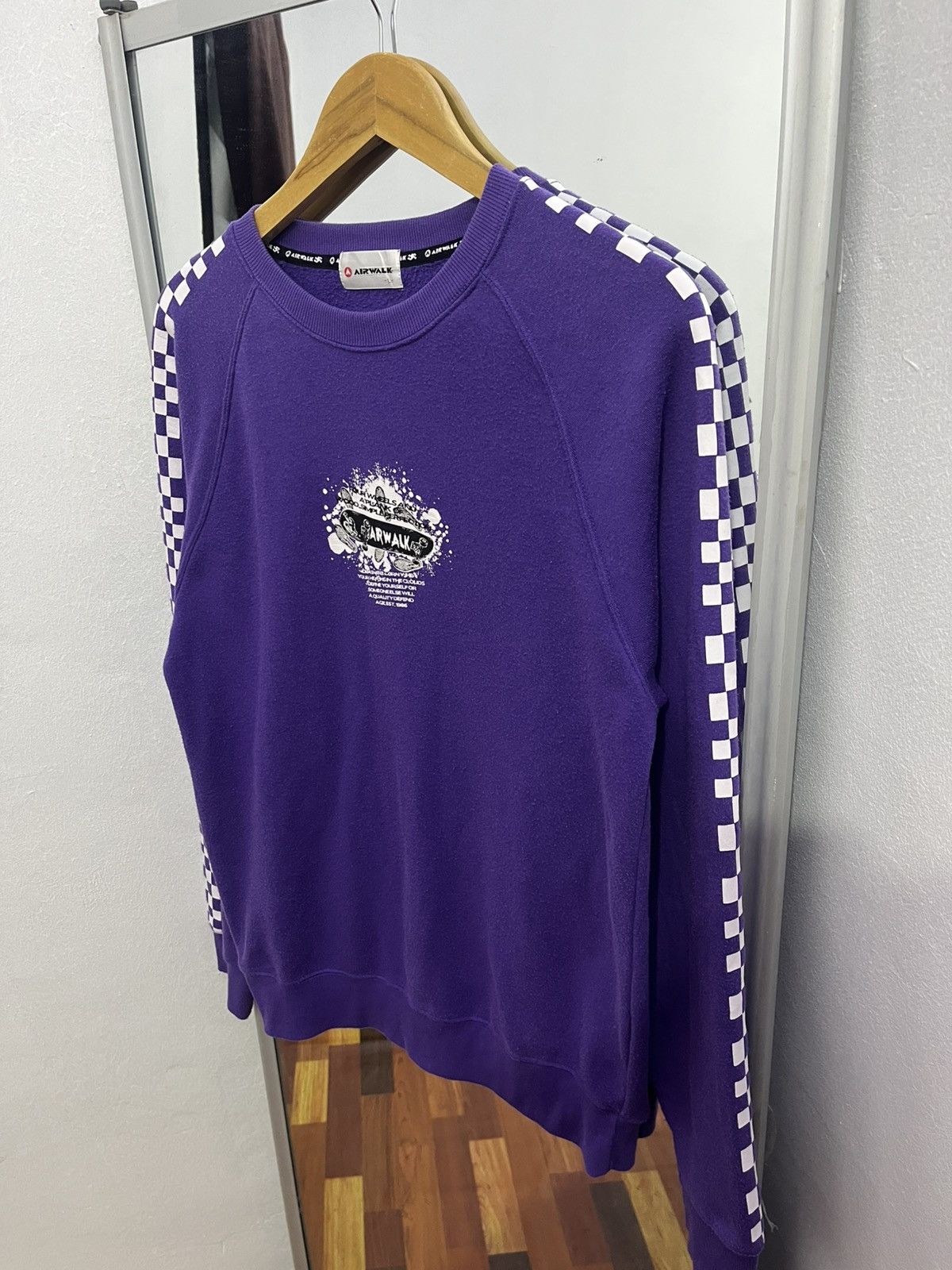 Airwalk Airwalk Checker Sleeve Crewneck Purple Skate Y2K M Size US M / EU 48-50 / 2 - 3 Thumbnail