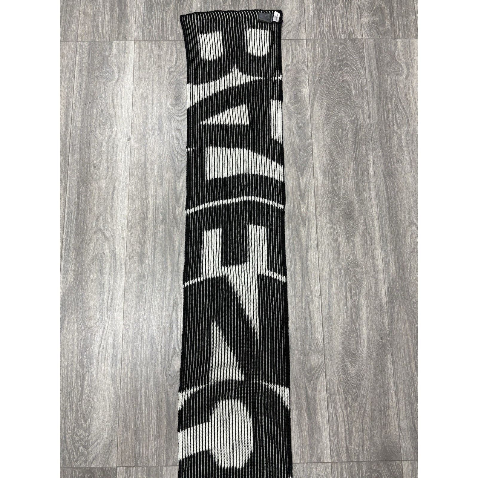 Balenciaga Balenciaga Logo Printed Wool Scarf | NEW! Size ONE SIZE - 6 Thumbnail