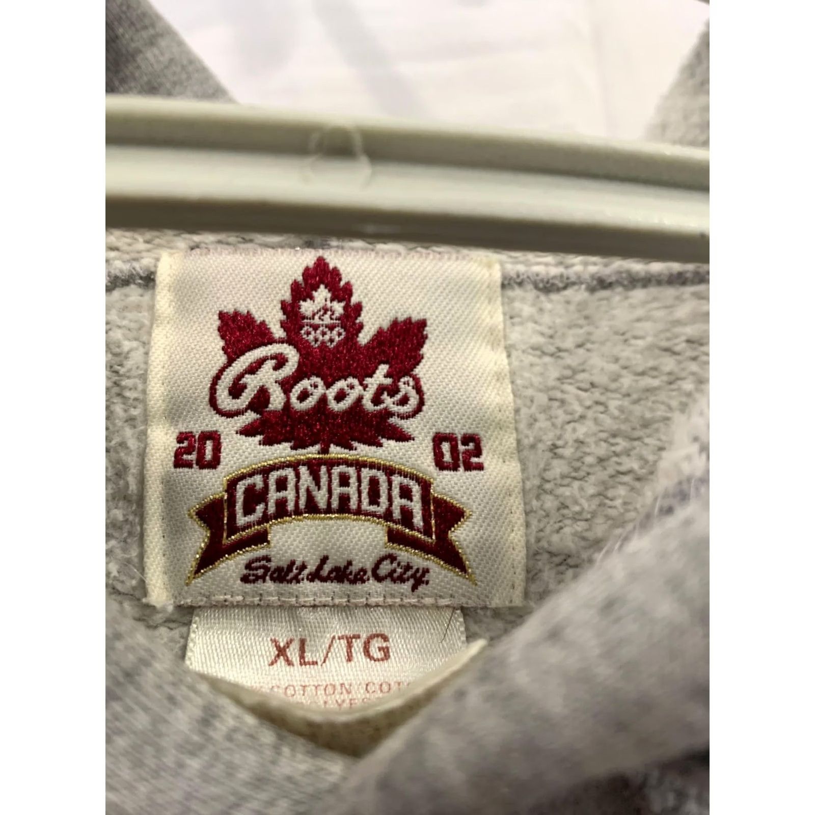 Roots Roots Canada Salt Lake City 2002 Olympics Hoodie XL Grey Men's Pullover Vintage ] Size US XL / EU 56 / 4 - 2 Thumbnail