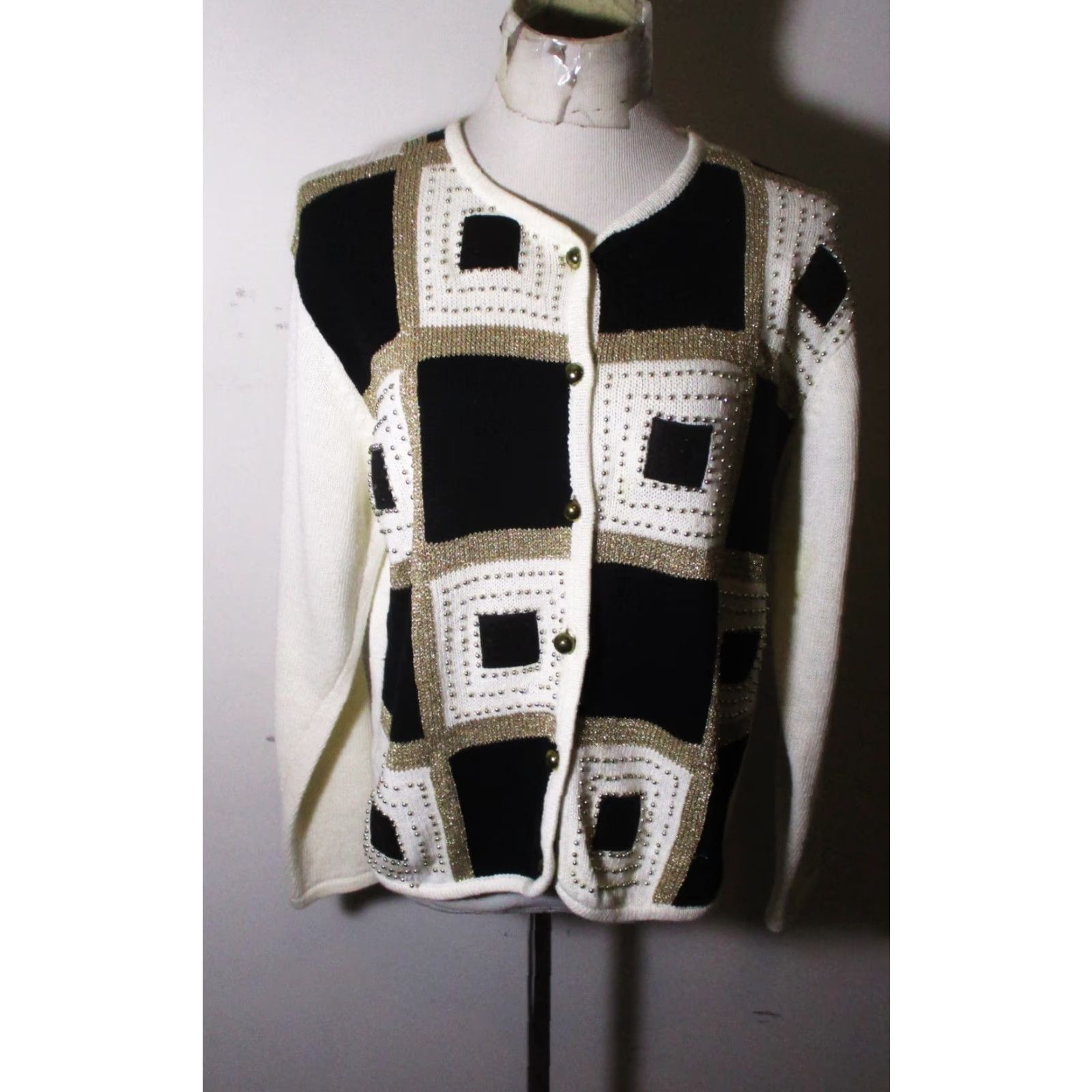 Vintage DRESSBARN Beige Metallic Beaded Cardigan Sweater Women's L Cardigan Knit Ramie Blend Long Sleeve Boat Neck All Seasons Casual Womens Fashion Size L / US 10 / IT 46 - 2 Thumbnail