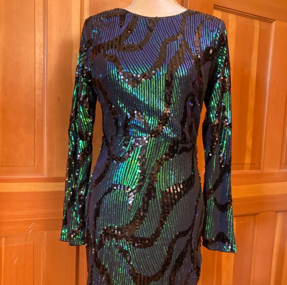 Designer × Other Nwt, Lavishly Paris Women’s Backless Sequin Dress Size M / US 6-8 / IT 42-44 - 5 Thumbnail