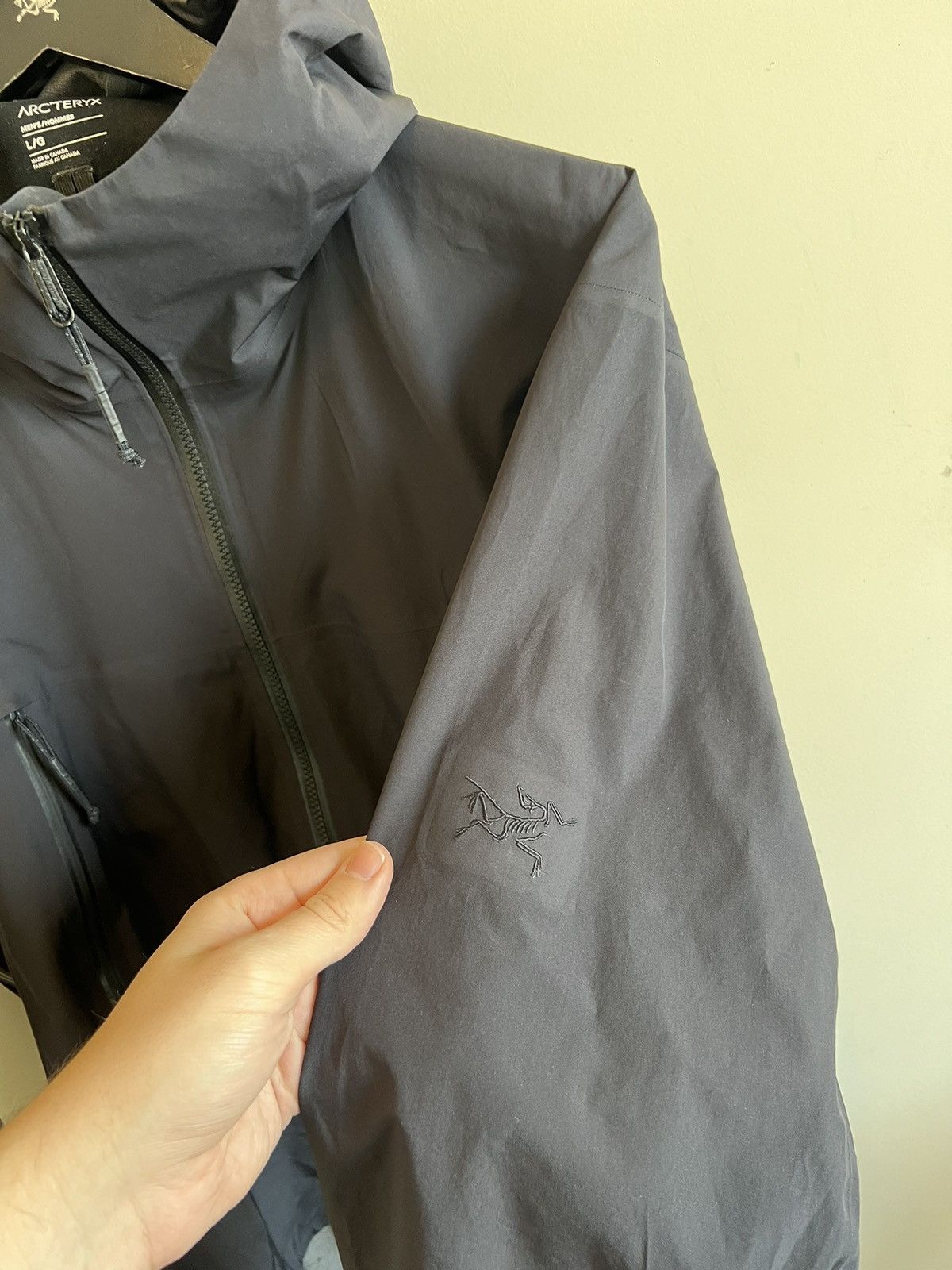 Arc'teryx Arcteryx Leaf Alpha Jacket LT (Gen 2) Size US L / EU 52-54 / 3 - 3 Thumbnail