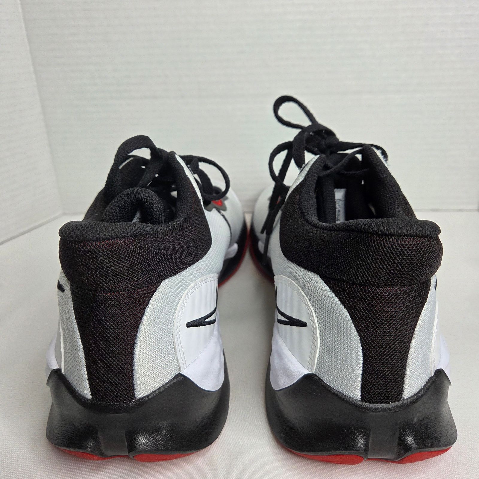 Nike Nike Renew Elevate 3 Pure Platinum Size 13 DD9304-100 Size US 13 / EU 46 - 6 Thumbnail