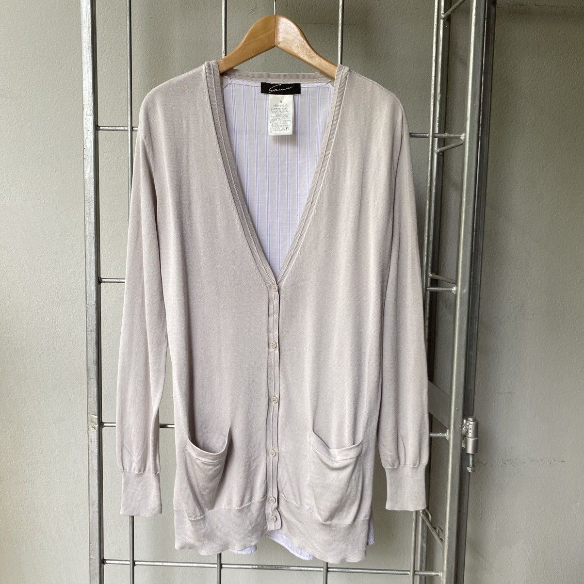 Japanese Brand 😊Beige V-Neck Button-Up Cardigan with Pockets Size M / US 6-8 / IT 42-44 - 1 Thumbnail